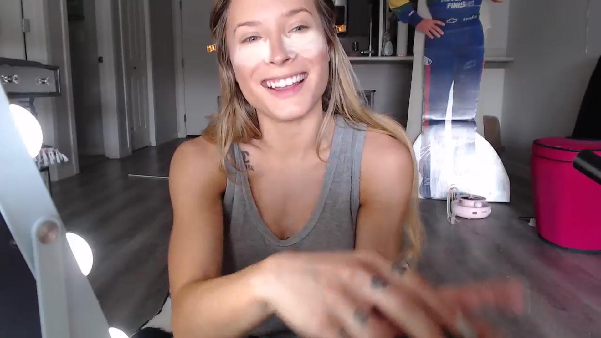 Gallery image thumbnail from AlexisWildest's myfreecams stream on, 06/30/2024, 20:25 image 8 of 20