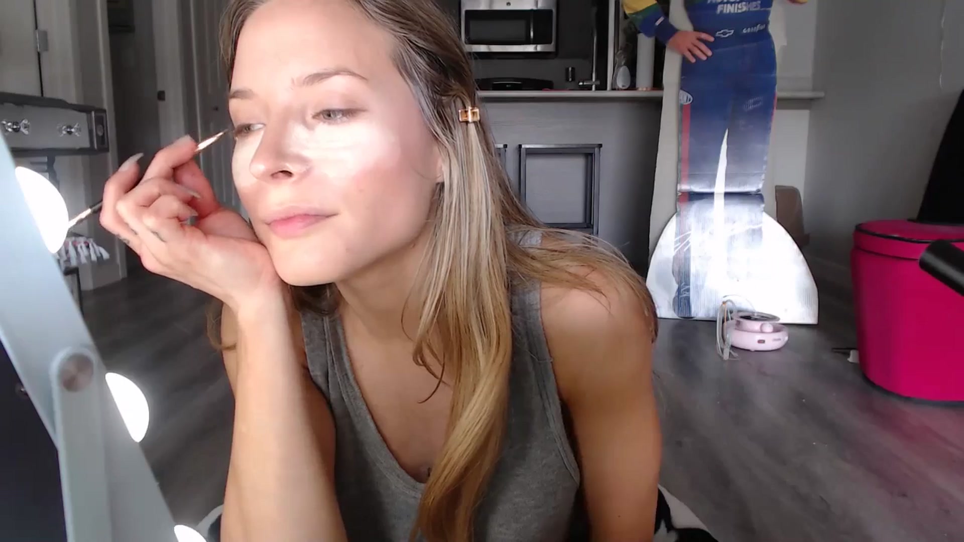 Gallery image thumbnail from AlexisWildest's myfreecams stream on, 06/30/2024, 20:25 image 10 of 20