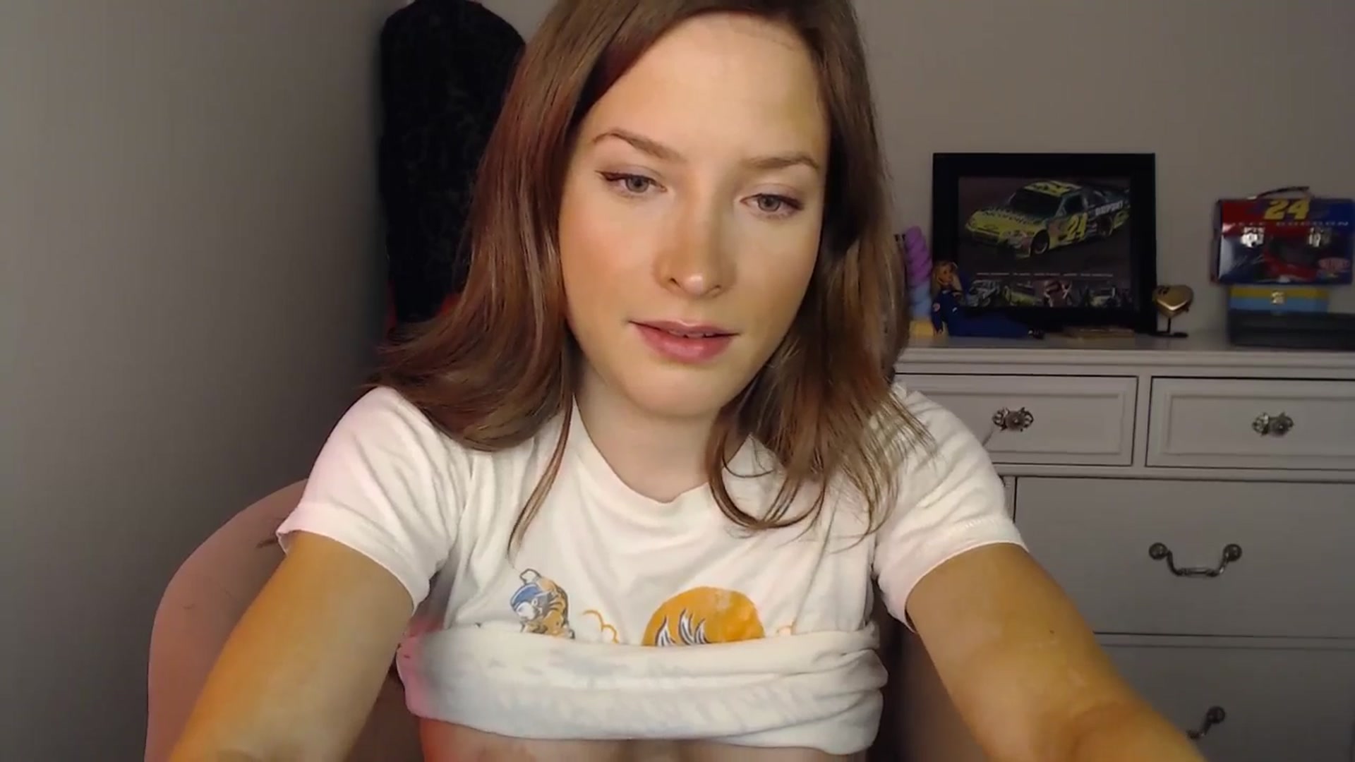 Gallery image thumbnail from AlexisWildest's myfreecams stream on, 07/04/2024, 03:08 image 11 of 20