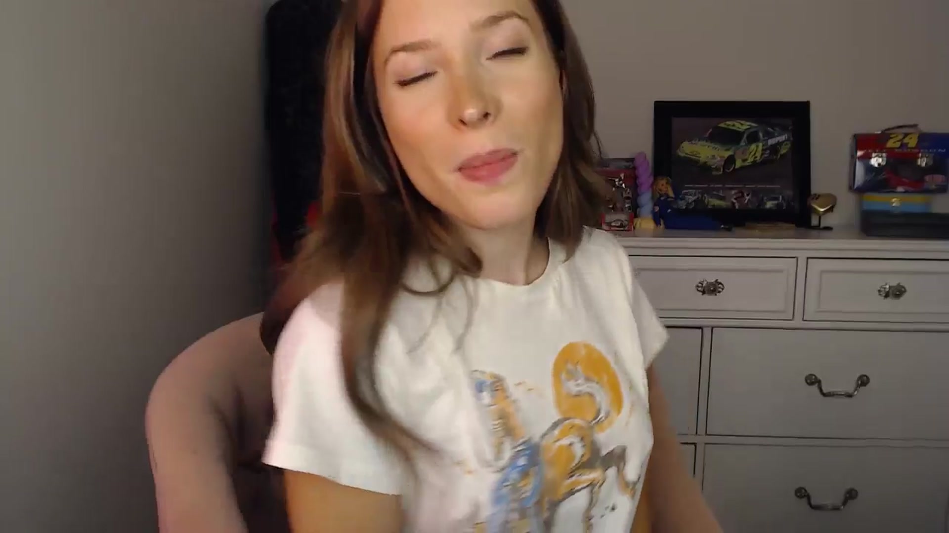 Gallery image thumbnail from AlexisWildest's myfreecams stream on, 07/04/2024, 03:08 image 15 of 20