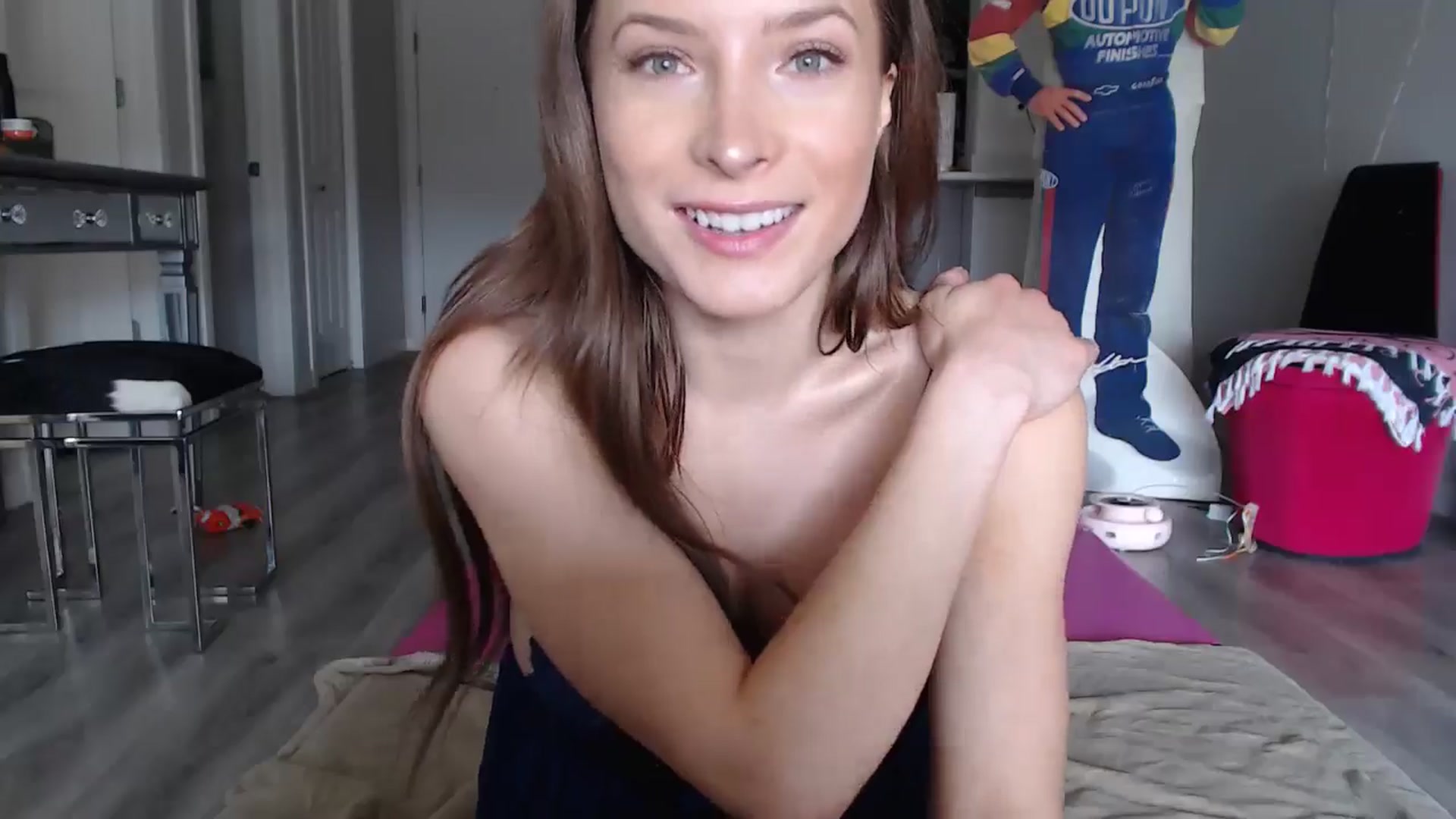 Gallery image thumbnail from AlexisWildest's myfreecams stream on, 07/06/2024, 19:15 image 17 of 20