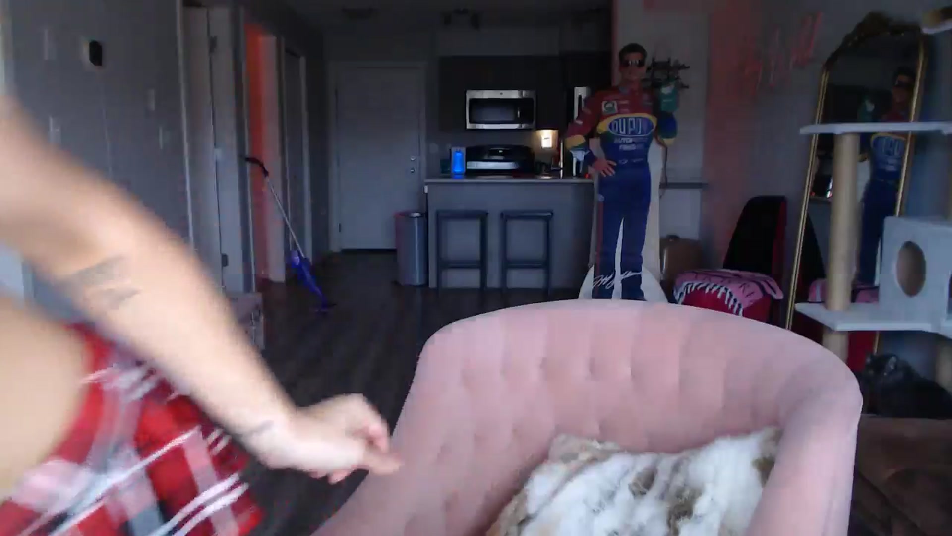 Gallery image thumbnail from AlexisWildest's myfreecams stream on, 08/05/2024, 02:39 image 16 of 20
