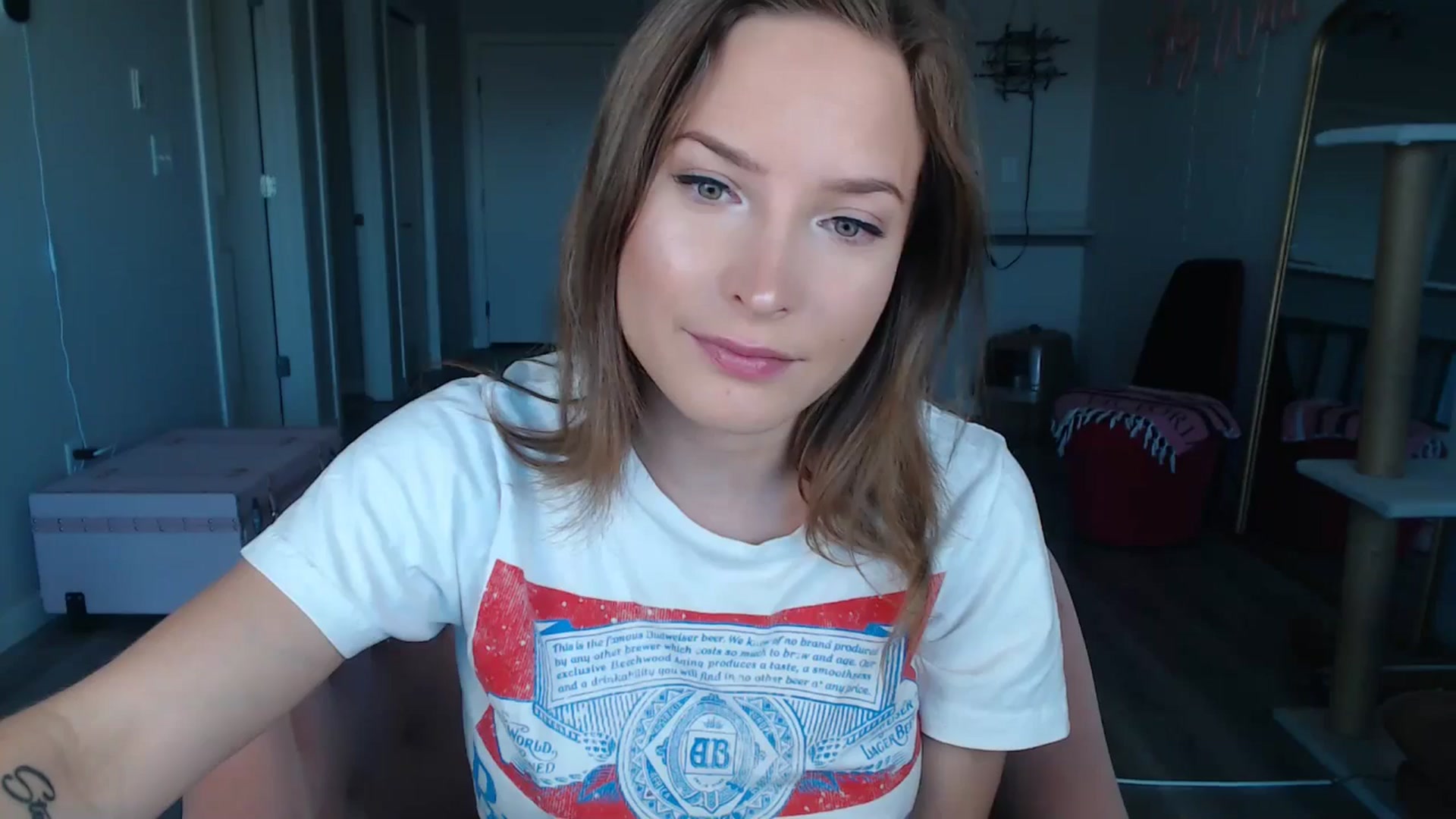 Gallery image thumbnail from AlexisWildest's myfreecams stream on, 08/08/2024, 02:12 image 12 of 20