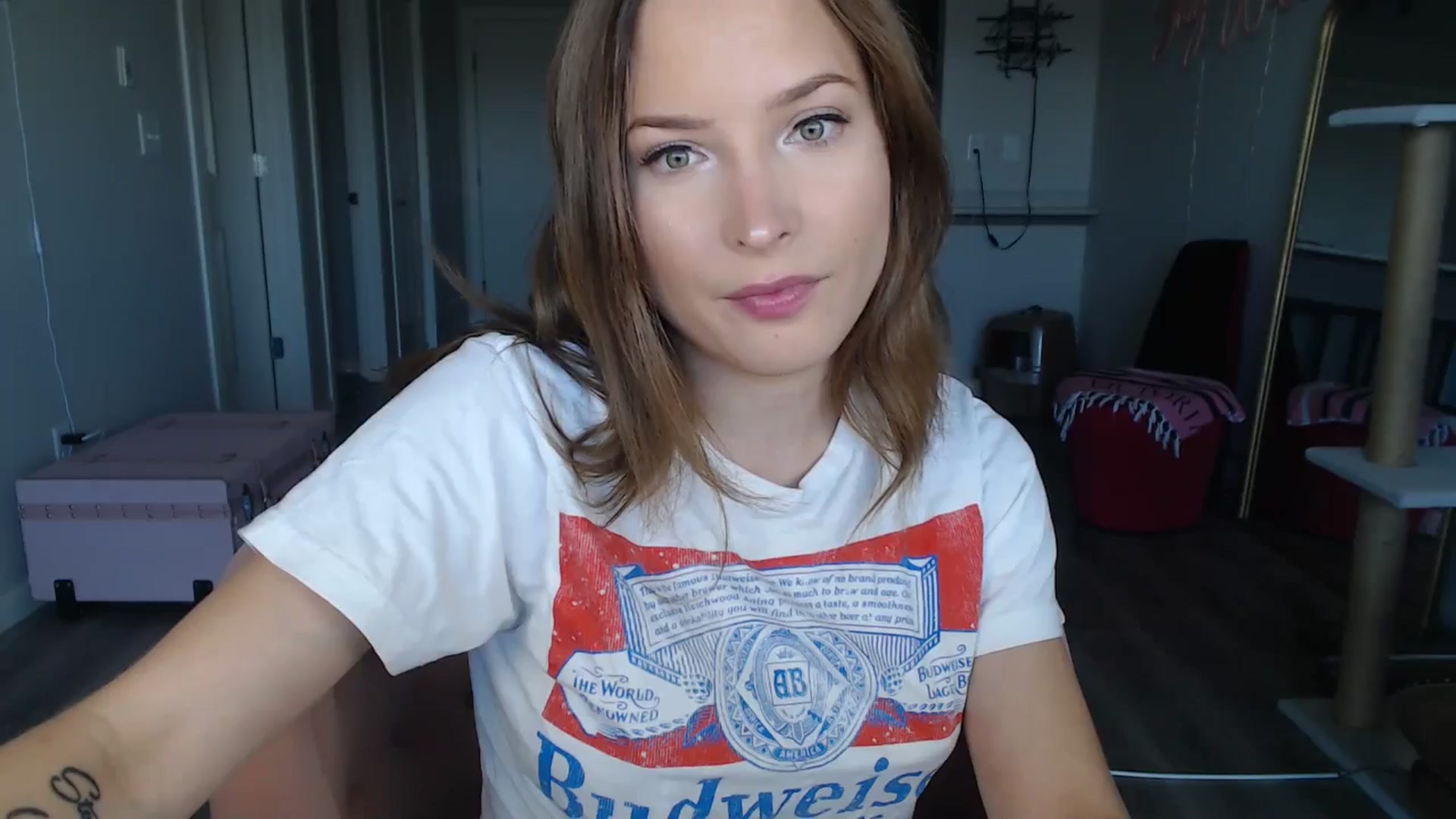 Gallery image thumbnail from AlexisWildest's myfreecams stream on, 08/08/2024, 02:12 image 6 of 20