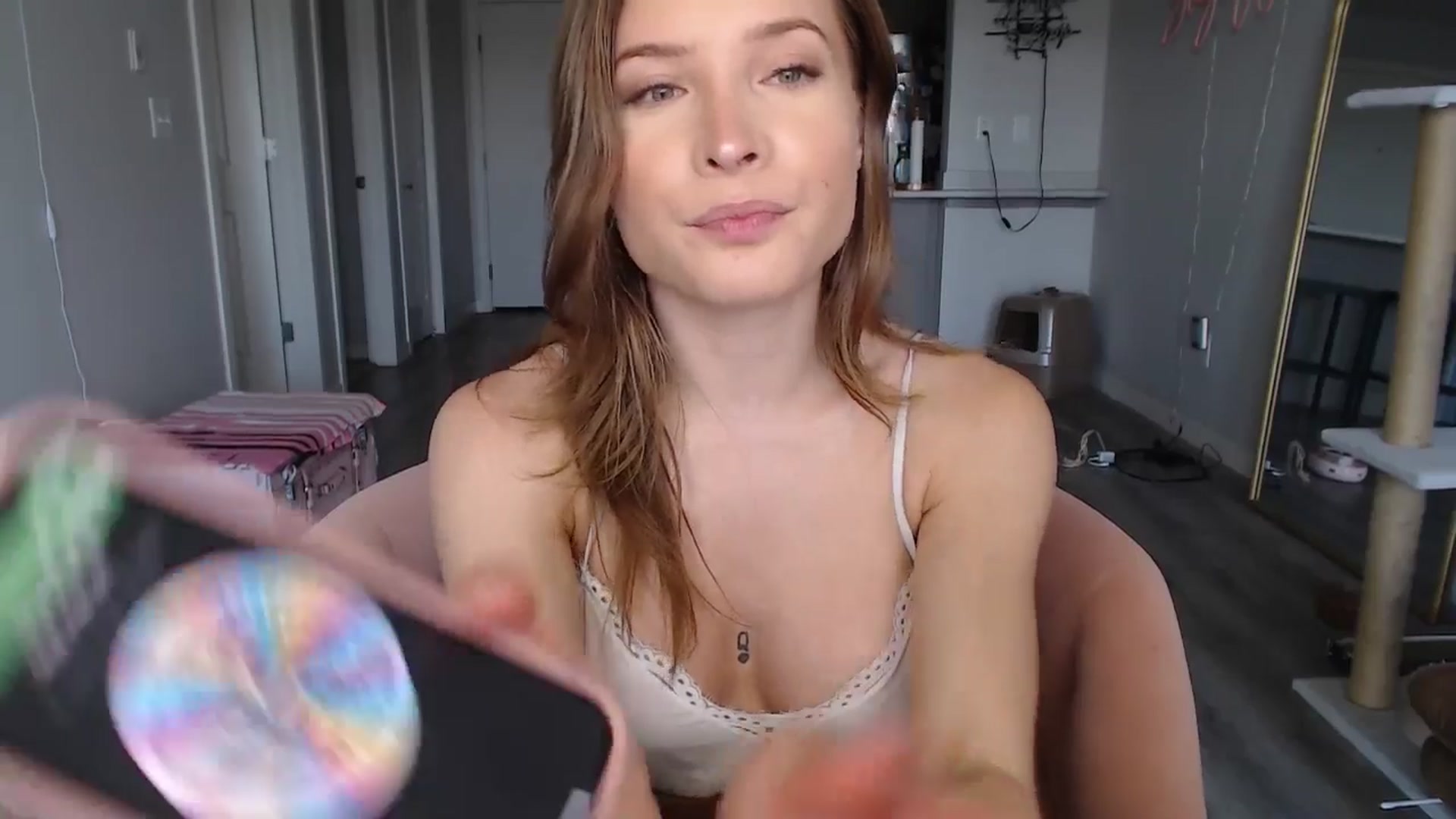 Gallery image thumbnail from AlexisWildest's myfreecams stream on, 08/13/2024, 24:04 image 17 of 20