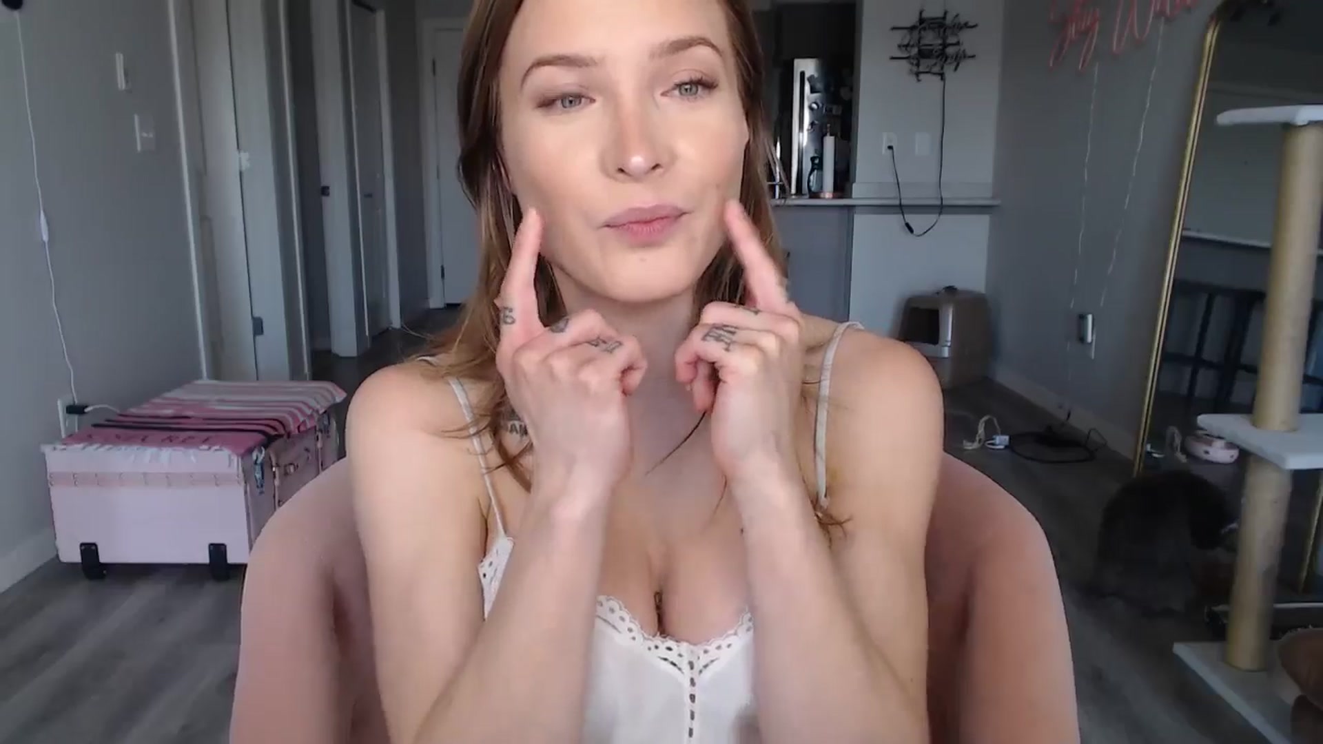 Gallery image thumbnail from AlexisWildest's myfreecams stream on, 08/13/2024, 24:04 image 20 of 20