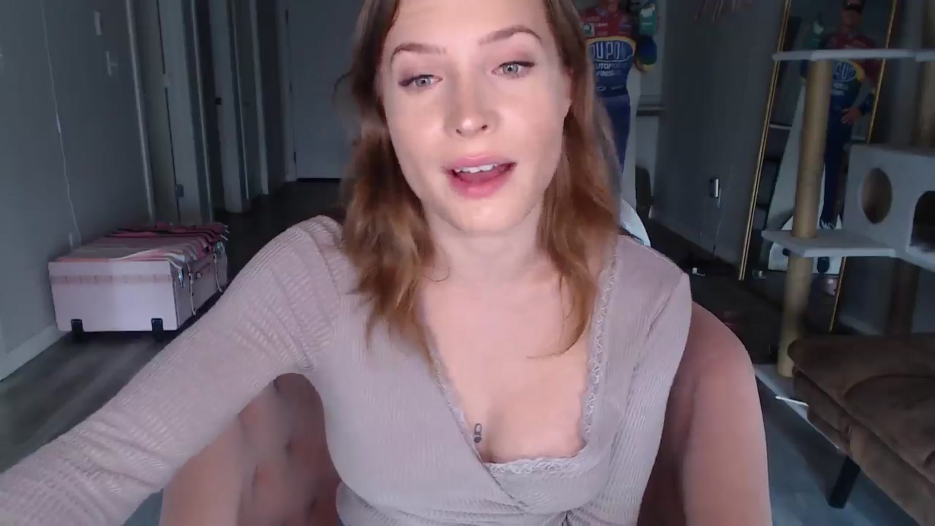Gallery image thumbnail from AlexisWildest's myfreecams stream on, 08/15/2024, 24:02 image 20 of 20