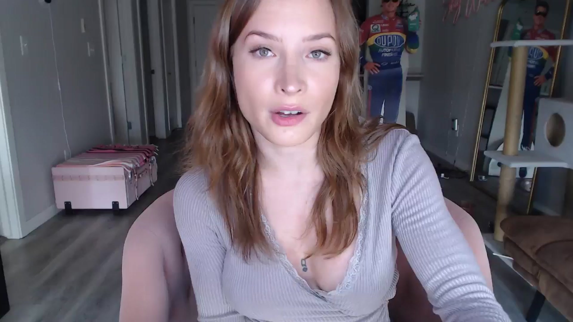 Gallery image thumbnail from AlexisWildest's myfreecams stream on, 08/15/2024, 24:02 image 13 of 20