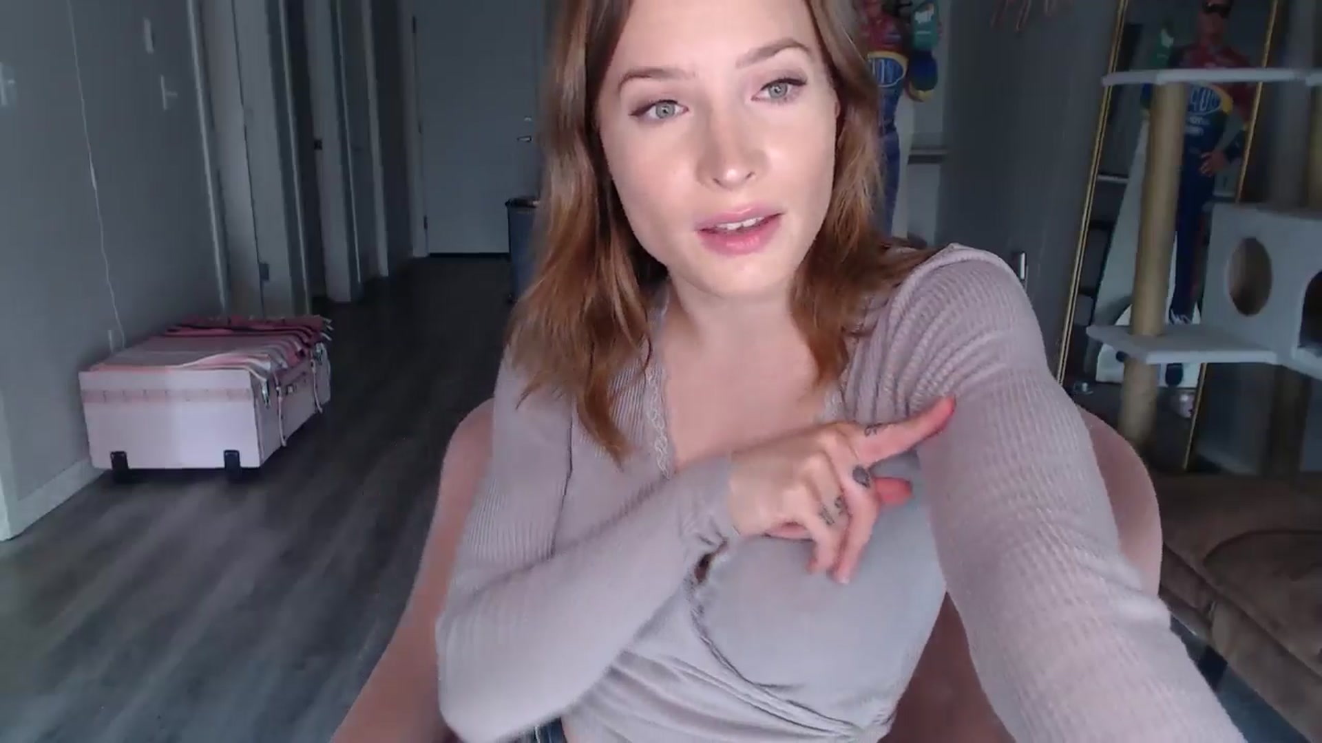Gallery image thumbnail from AlexisWildest's myfreecams stream on, 08/15/2024, 24:02 image 16 of 20