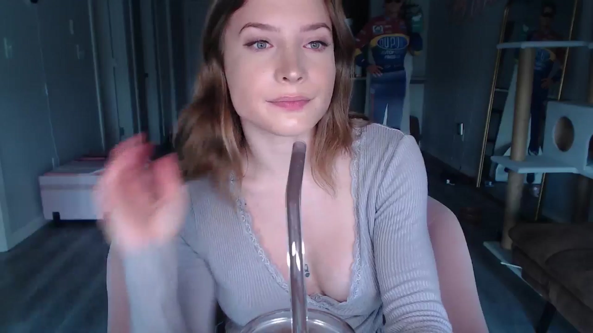 Gallery image thumbnail from AlexisWildest's myfreecams stream on, 08/15/2024, 01:04 image 5 of 20