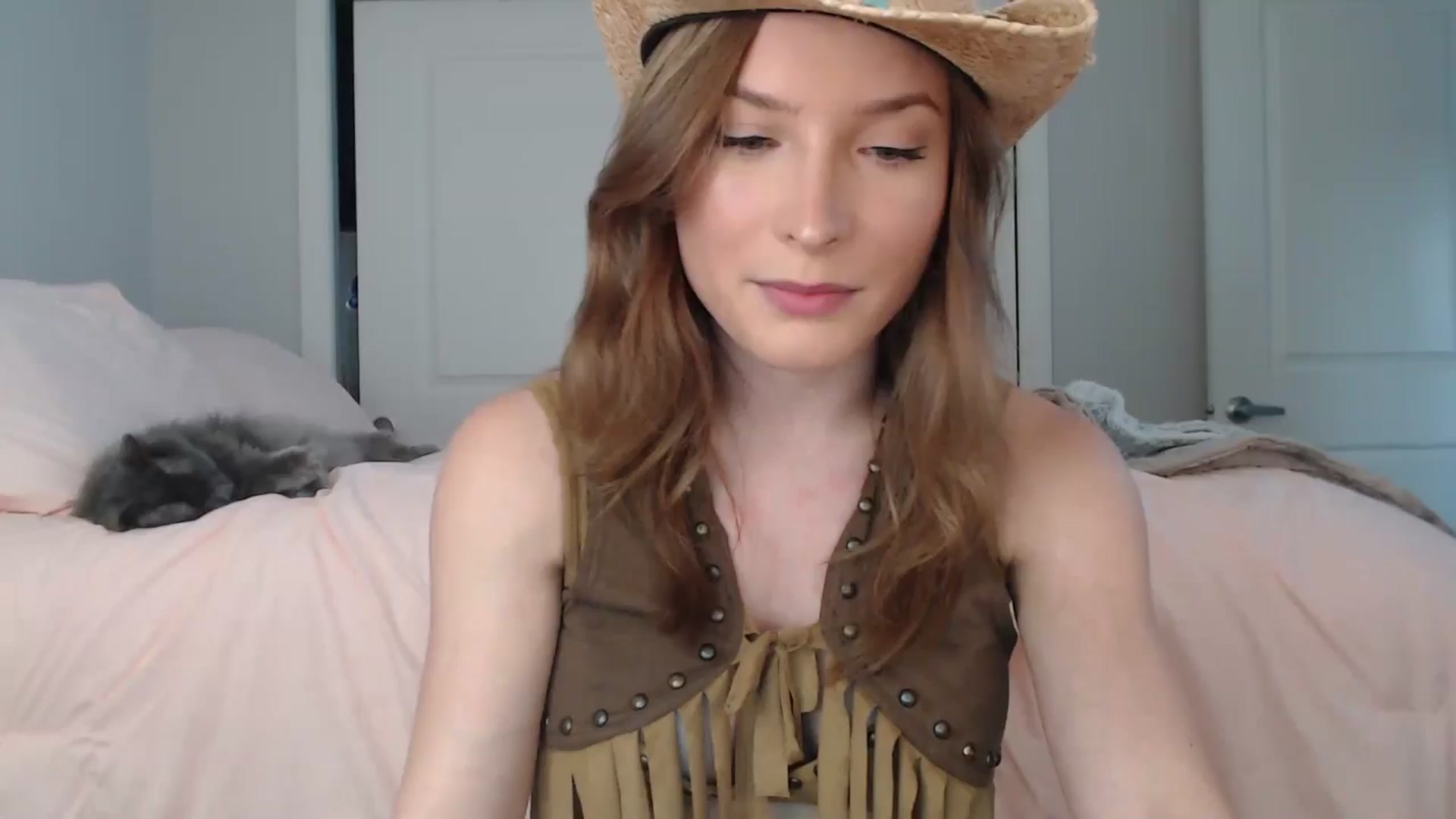 Gallery image thumbnail from AlexisWildest's myfreecams stream on, 08/22/2024, 24:27 image 2 of 20