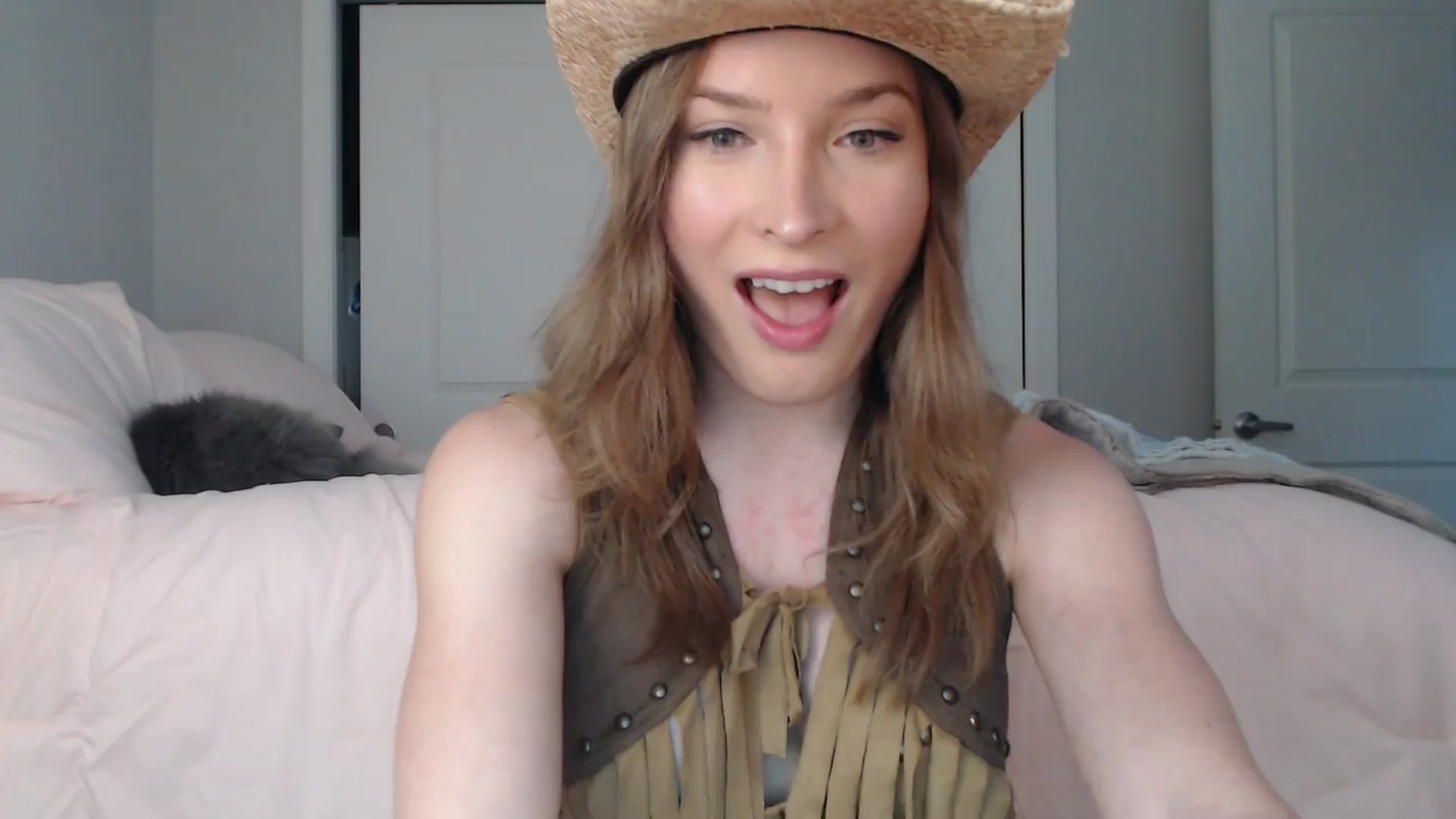 Gallery image thumbnail from AlexisWildest's myfreecams stream on, 08/22/2024, 24:27 image 11 of 20