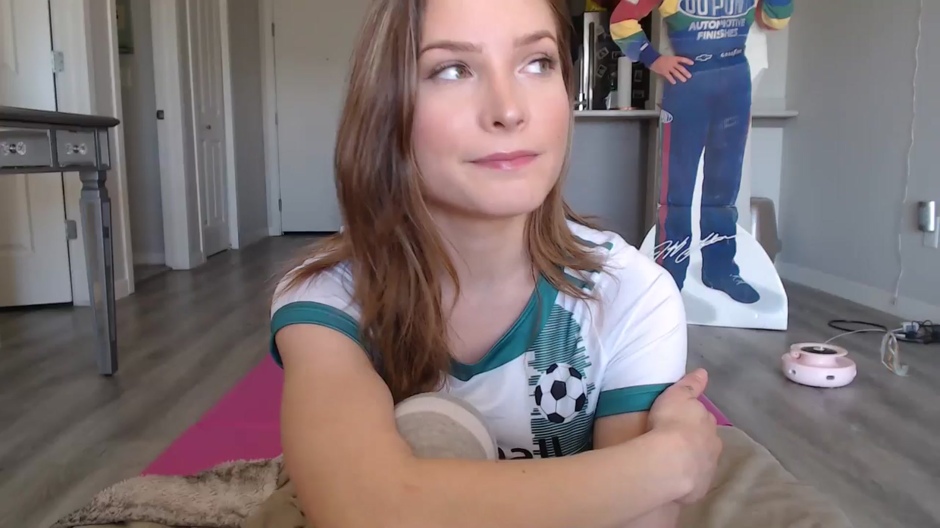 Gallery image thumbnail from AlexisWildest's myfreecams stream on, 09/01/2024, 22:12 image 14 of 20
