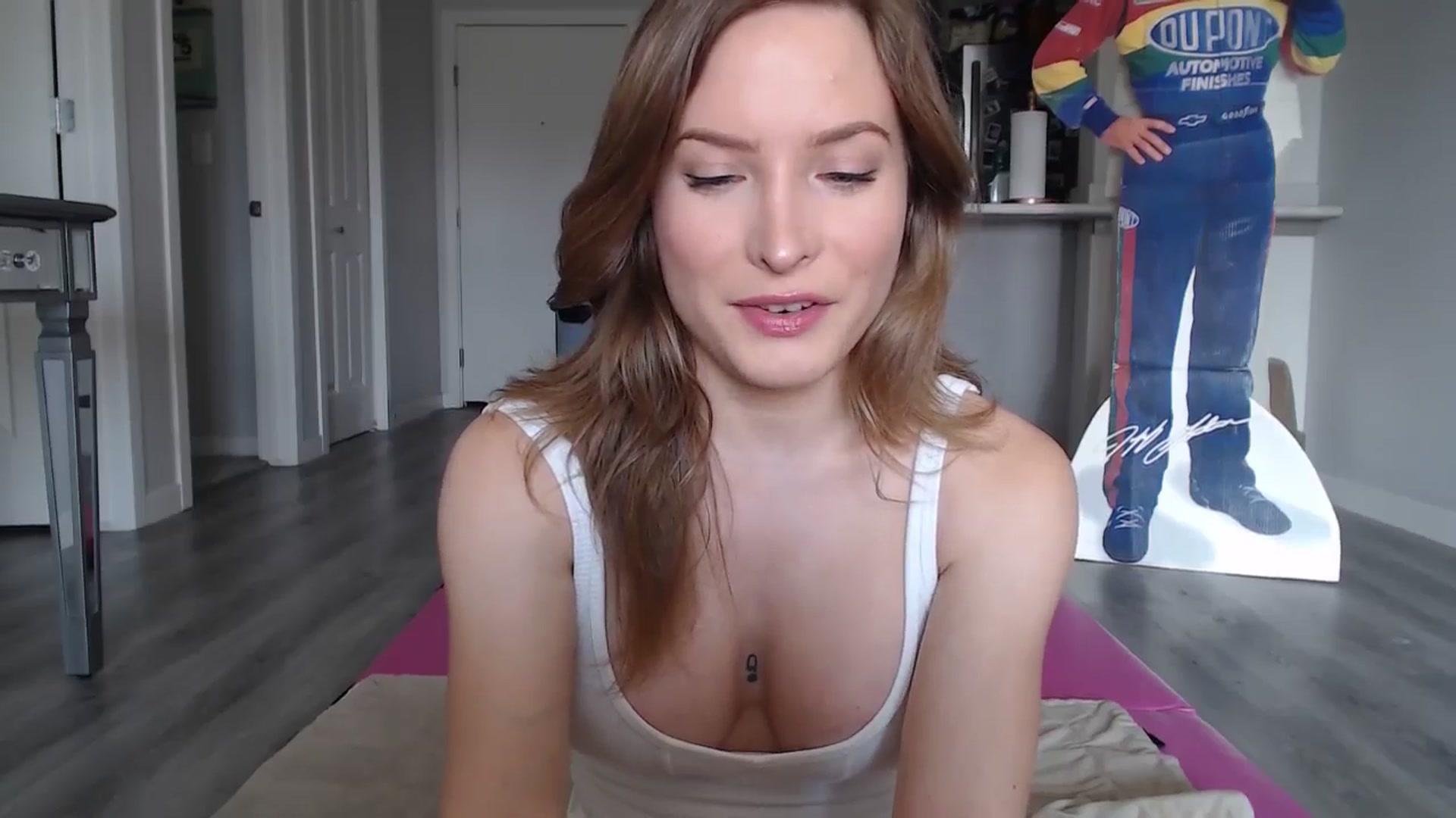 Gallery image thumbnail from AlexisWildest's myfreecams stream on, 09/02/2024, 22:07 image 3 of 20