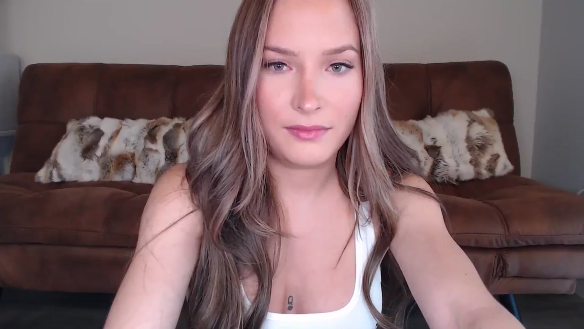 Gallery image thumbnail from AlexisWildest's myfreecams stream on, 09/08/2024, 20:56 image 2 of 20