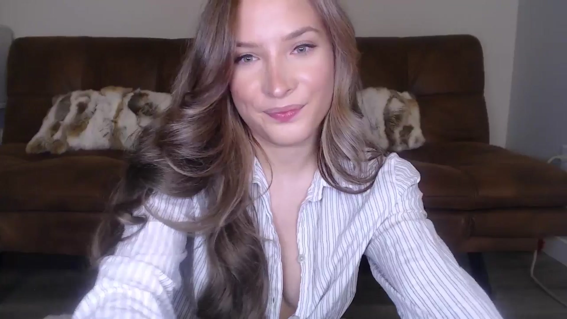 Gallery image thumbnail from AlexisWildest's myfreecams stream on, 09/11/2024, 21:36 image 17 of 20
