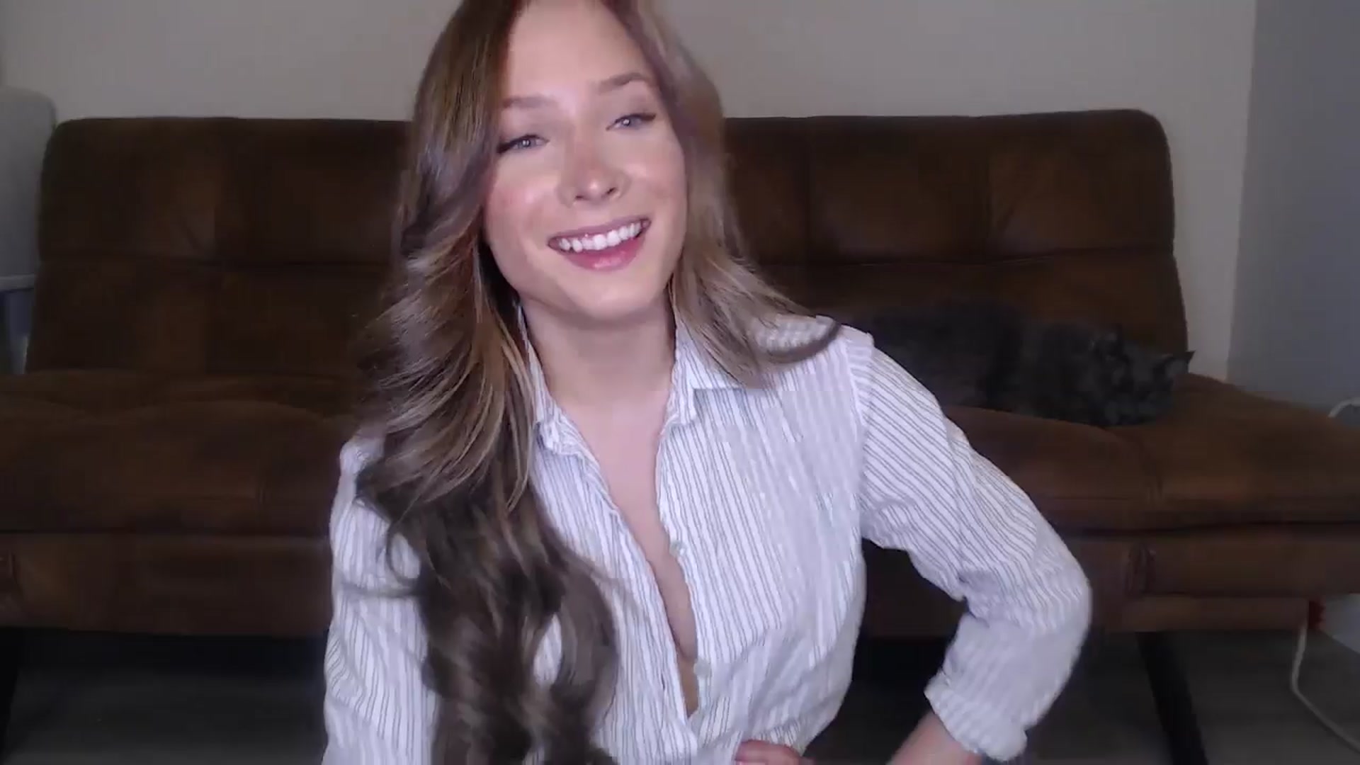 Gallery image thumbnail from AlexisWildest's myfreecams stream on, 09/11/2024, 22:00 image 10 of 20