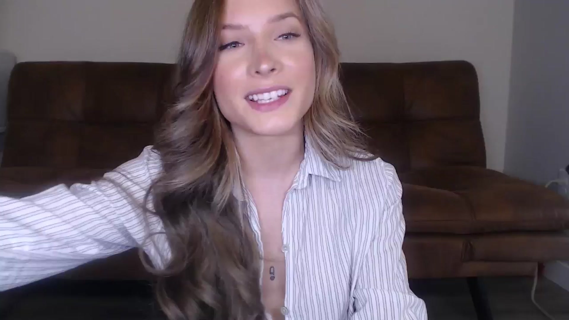 Gallery image thumbnail from AlexisWildest's myfreecams stream on, 09/11/2024, 23:02 image 1 of 20