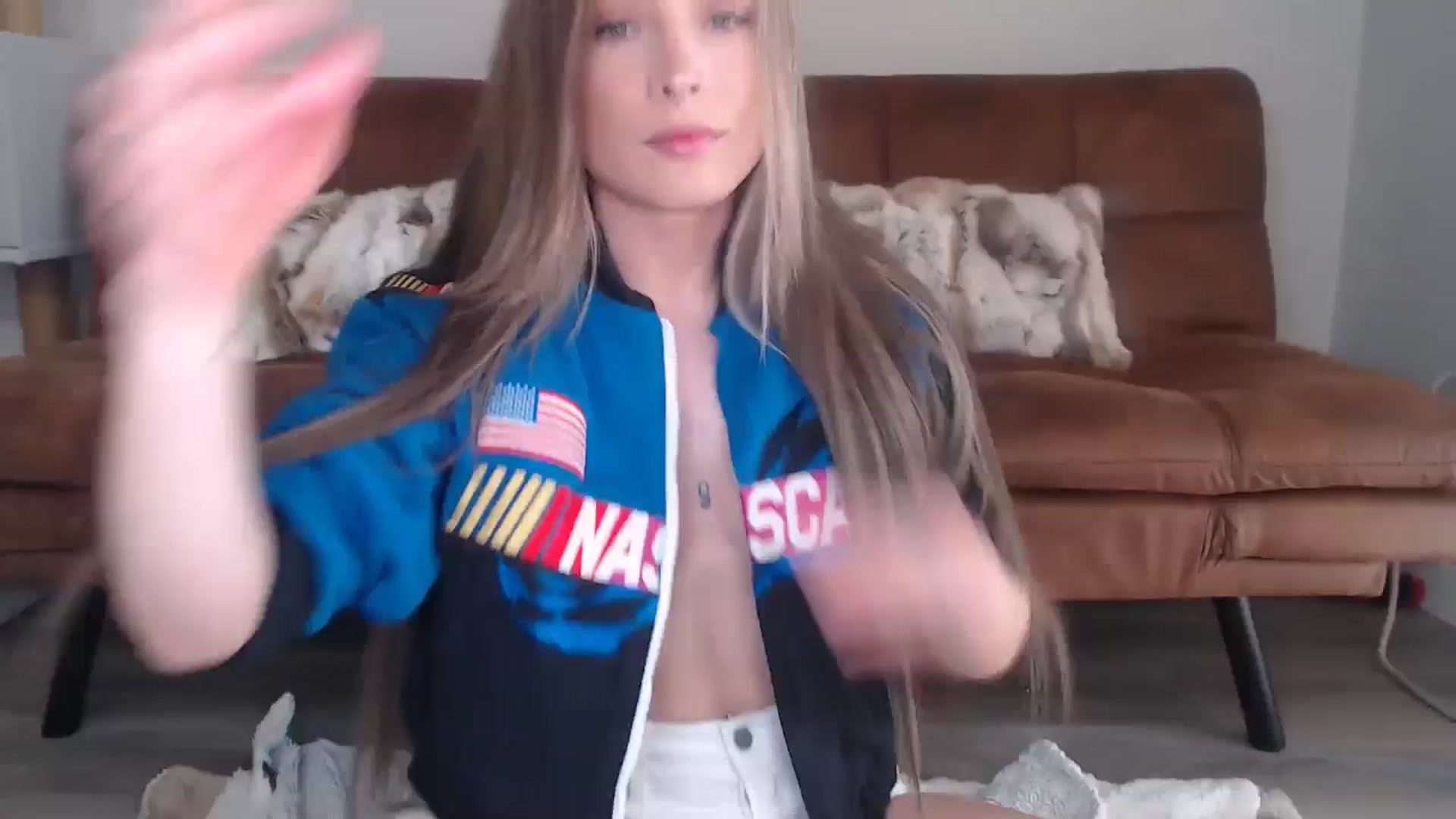 Gallery image thumbnail from AlexisWildest's myfreecams stream on, 09/15/2024, 22:44 image 1 of 20