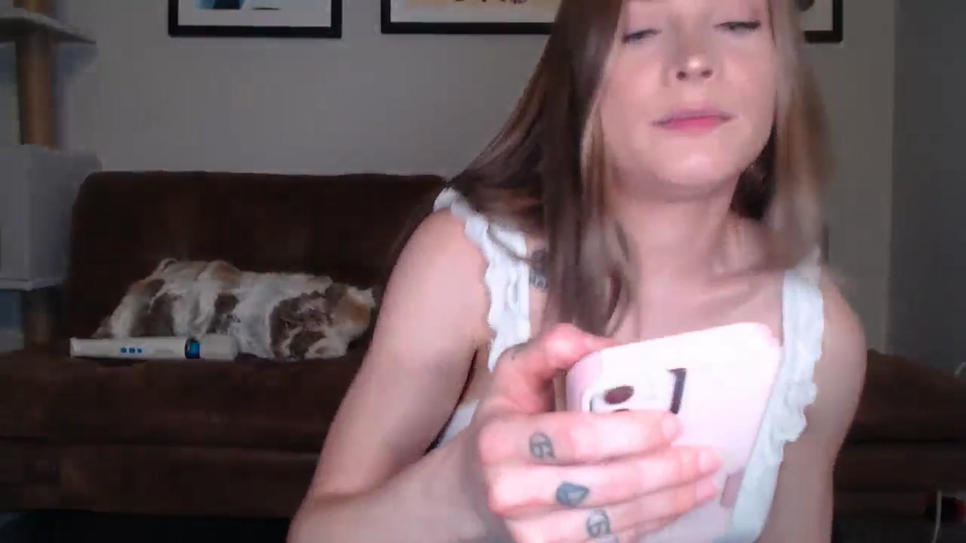 Gallery image thumbnail from AlexisWildest's myfreecams stream on, 09/17/2024, 04:10 image 3 of 20