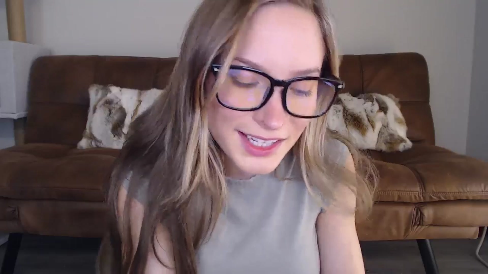Gallery image thumbnail from AlexisWildest's myfreecams stream on, 09/28/2024, 22:36 image 5 of 20