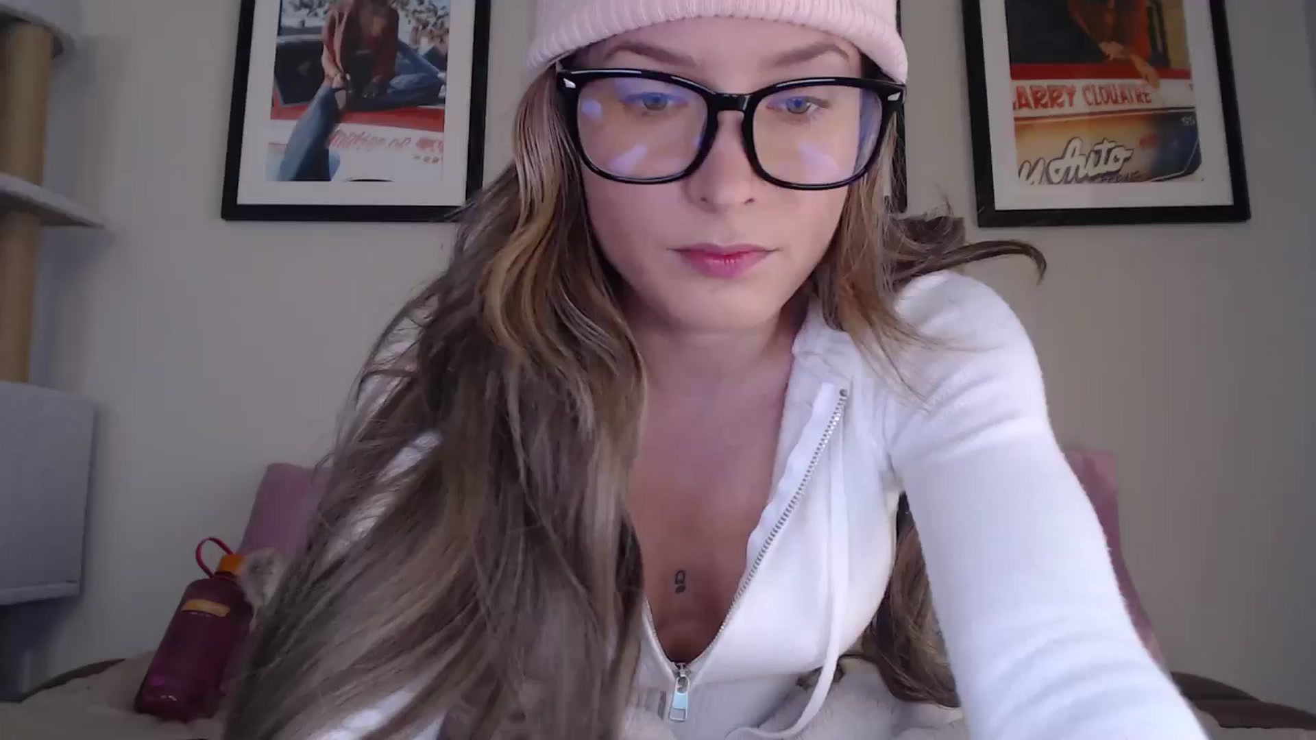 Gallery image thumbnail from AlexisWildest's myfreecams stream on, 09/29/2024, 23:00 image 1 of 20