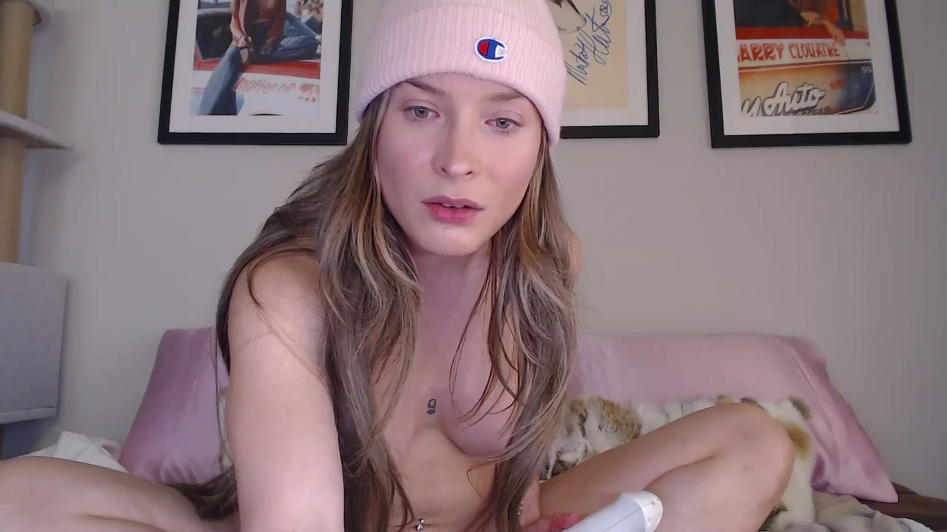 Gallery image thumbnail from AlexisWildest's myfreecams stream on, 09/29/2024, 23:00 image 13 of 20