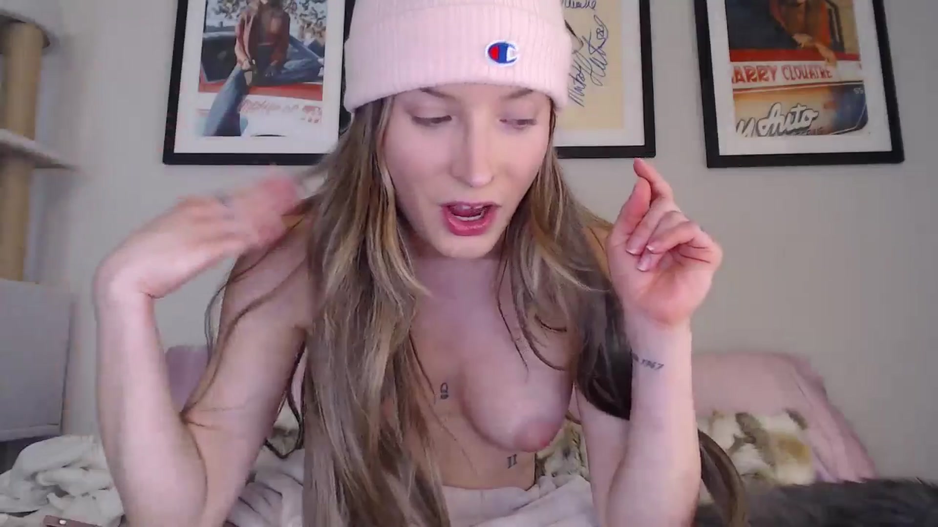 Gallery image thumbnail from AlexisWildest's myfreecams stream on, 09/29/2024, 23:00 image 11 of 20