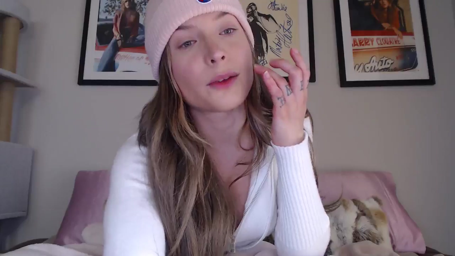 Gallery image thumbnail from AlexisWildest's myfreecams stream on, 09/29/2024, 23:00 image 7 of 20