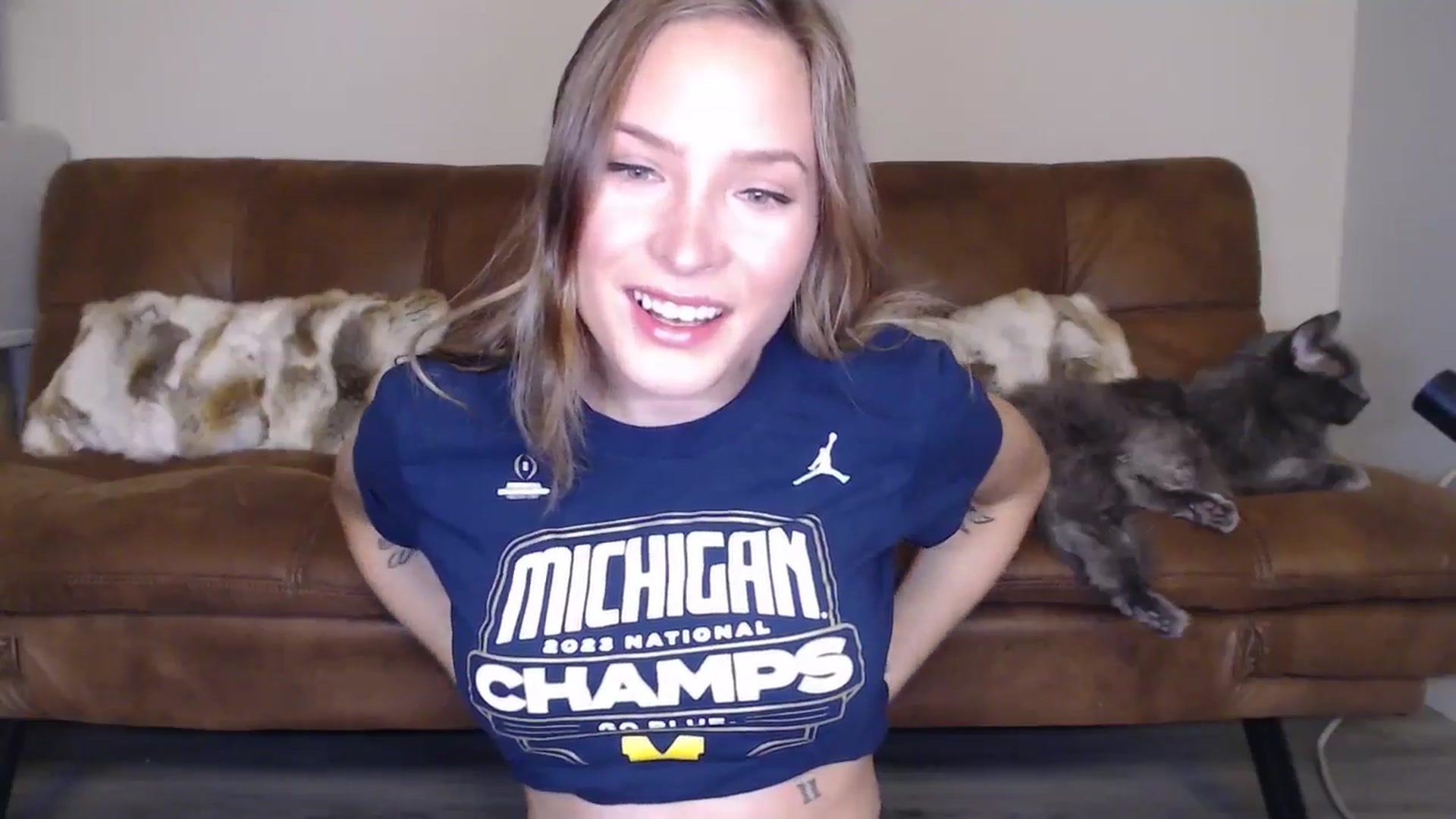 Gallery image thumbnail from AlexisWildest's myfreecams stream on, 10/01/2024, 02:48 image 3 of 20