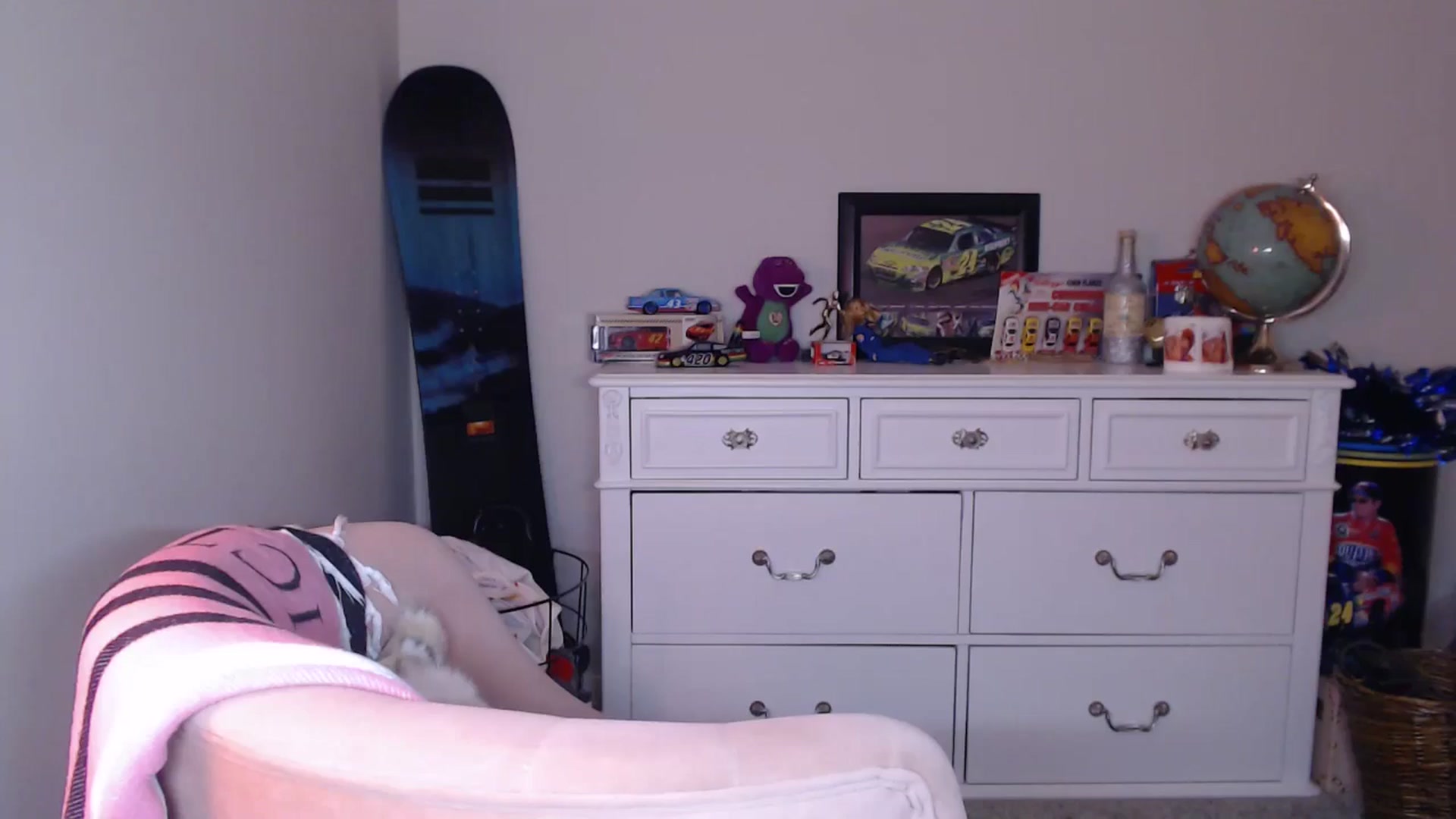 Gallery image thumbnail from AlexisWildest's myfreecams stream on, 10/15/2024, 01:33 image 15 of 20