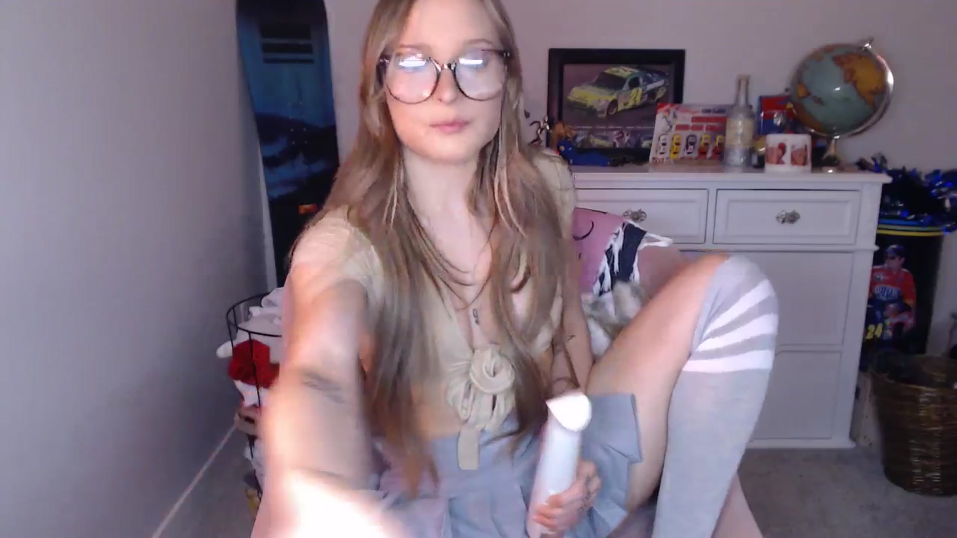 Gallery image thumbnail from AlexisWildest's myfreecams stream on, 10/15/2024, 01:33 image 18 of 20