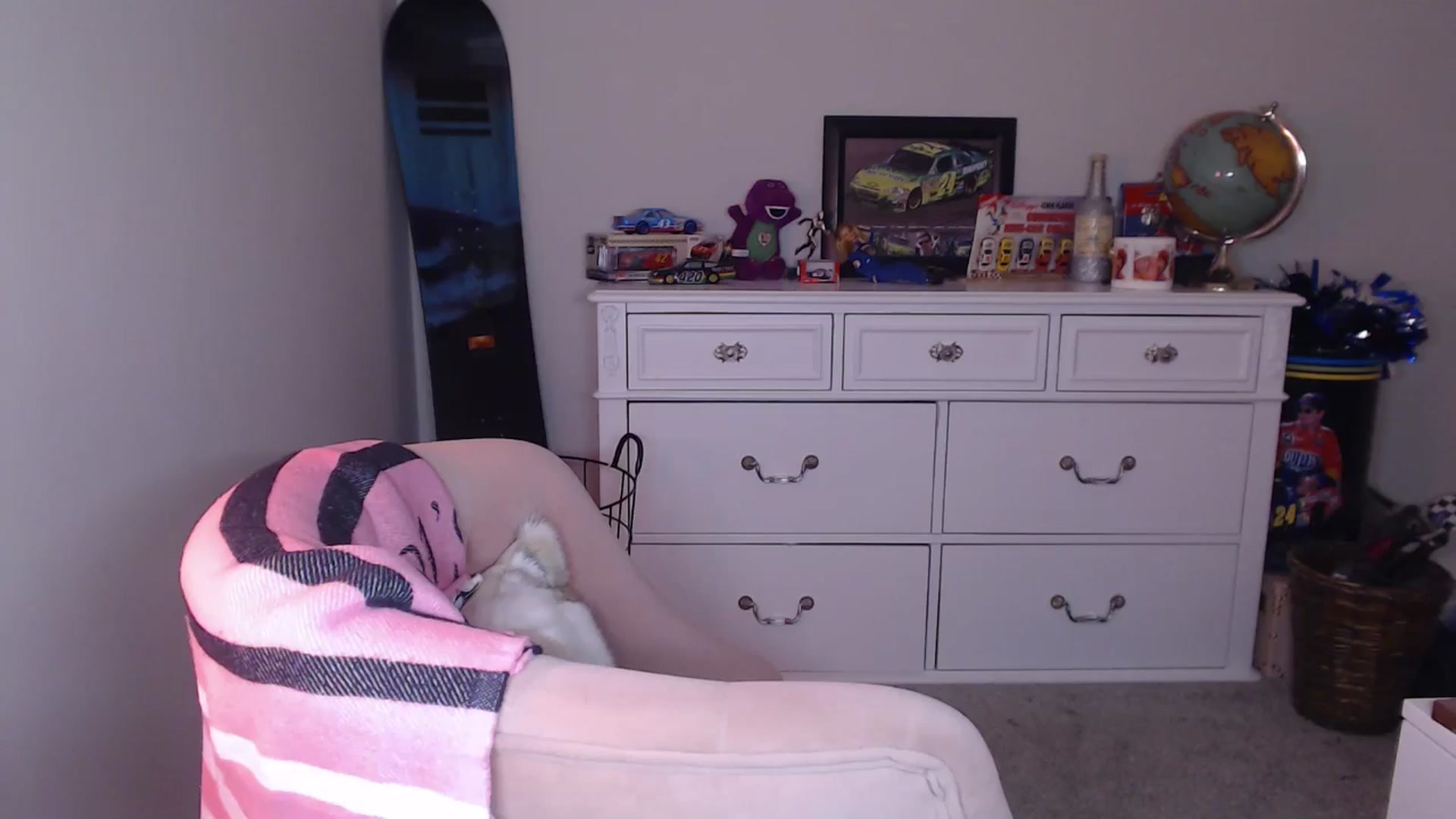 Gallery image thumbnail from AlexisWildest's myfreecams stream on, 10/16/2024, 23:04 image 14 of 20