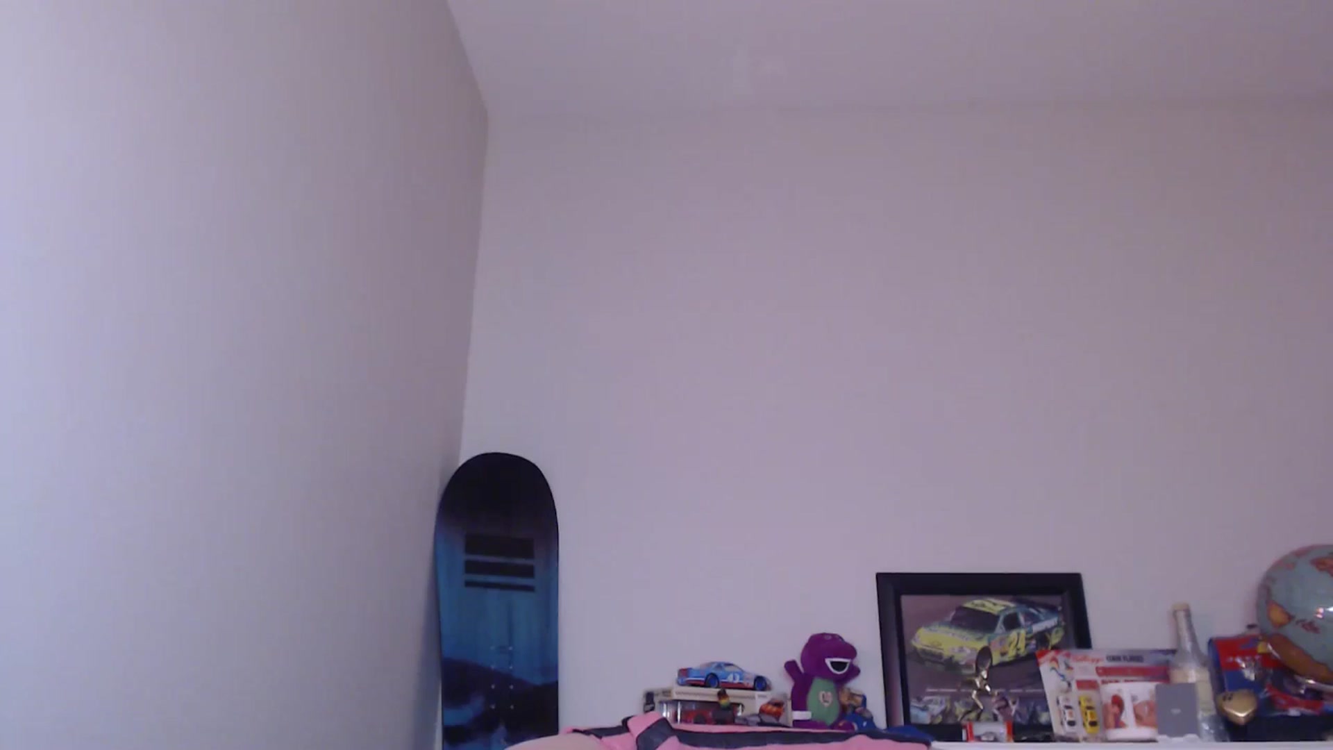 Gallery image thumbnail from AlexisWildest's myfreecams stream on, 10/19/2024, 05:07 image 9 of 20
