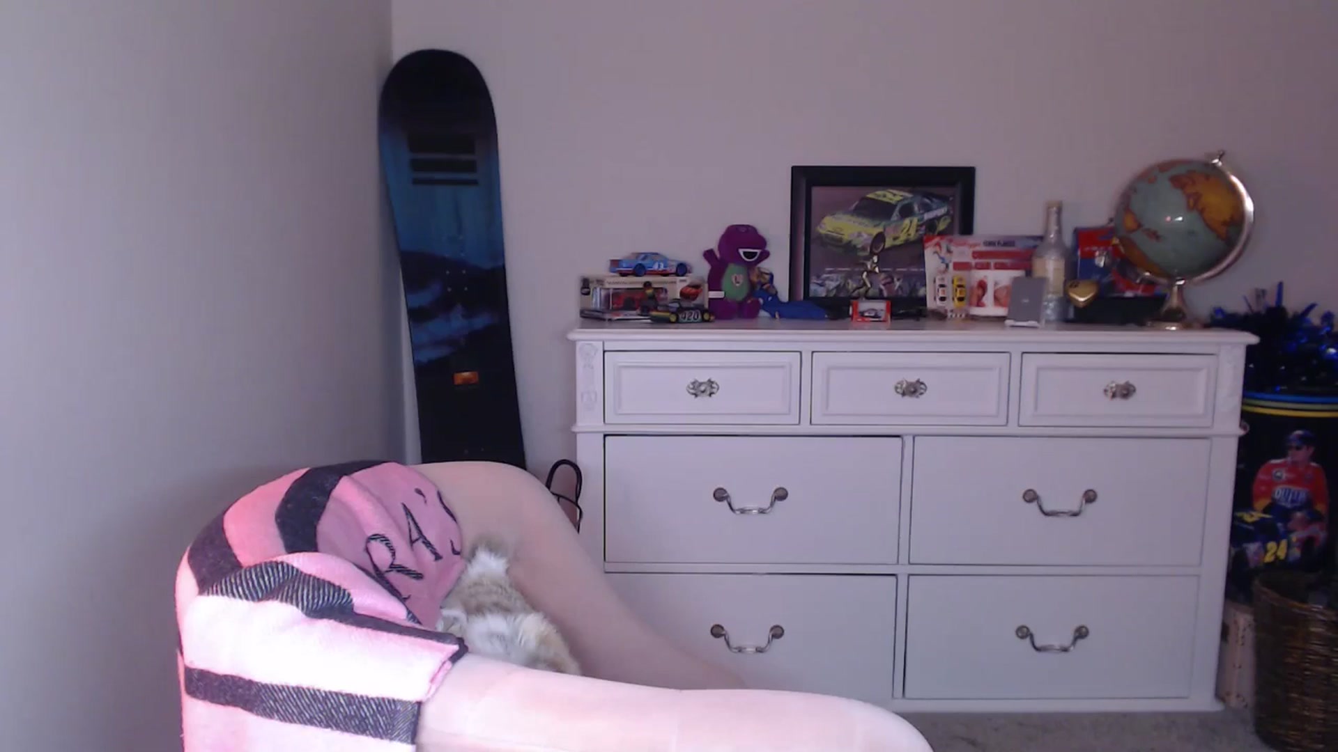Gallery image thumbnail from AlexisWildest's myfreecams stream on, 10/19/2024, 05:07 image 15 of 20