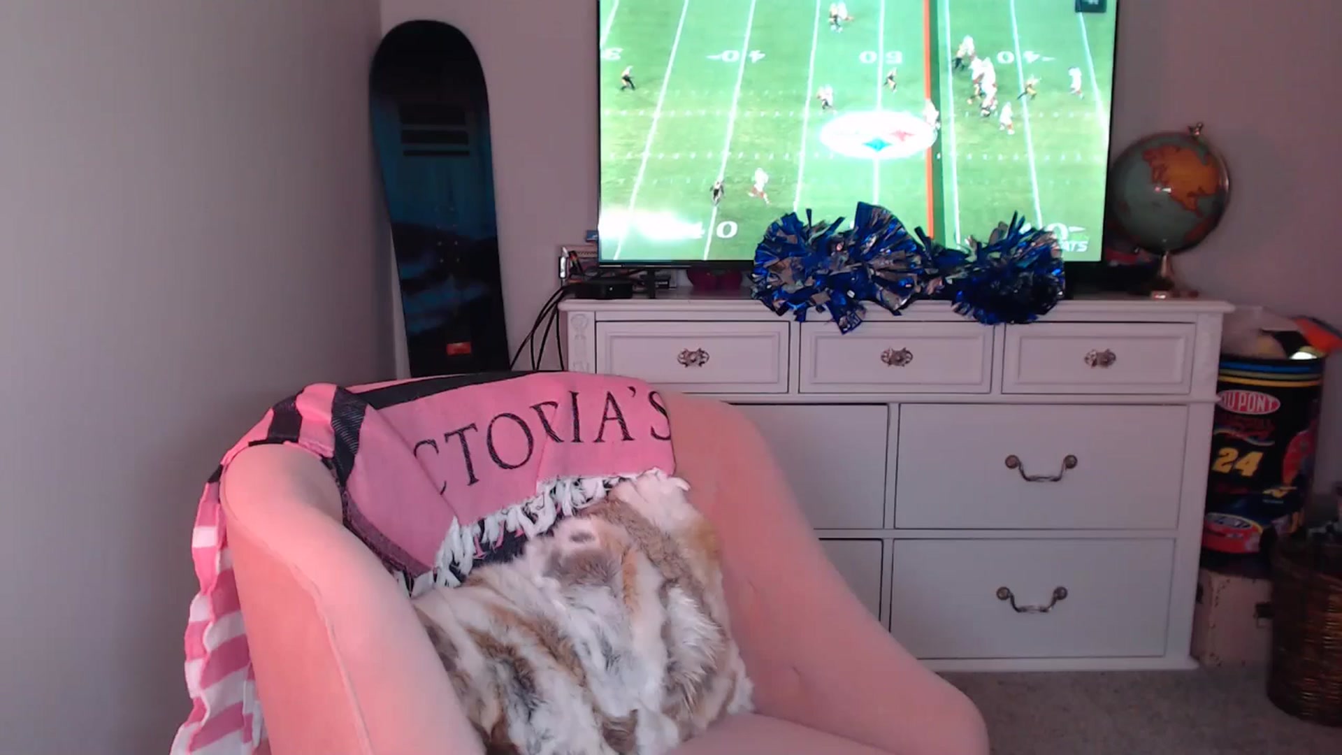 Gallery image thumbnail from AlexisWildest's myfreecams stream on, 10/29/2024, 03:37 image 4 of 20
