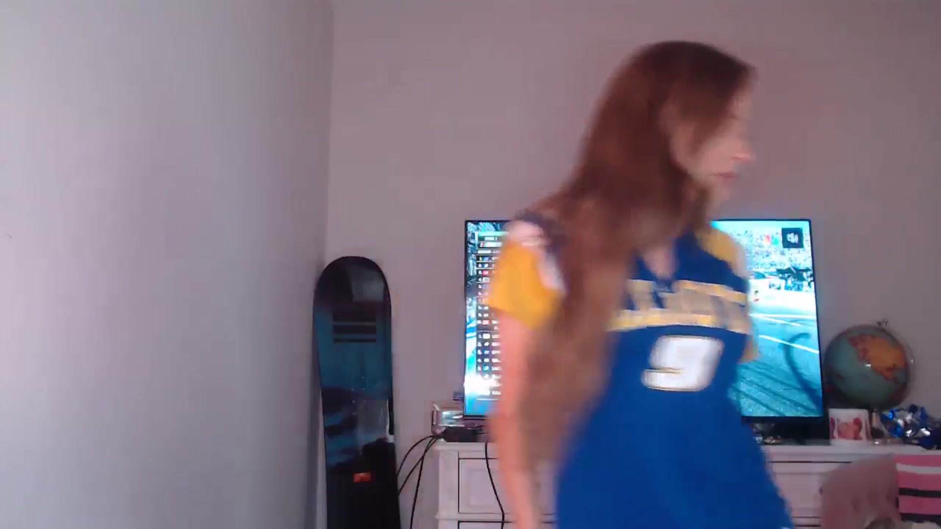 Gallery image thumbnail from AlexisWildest's myfreecams stream on, 11/04/2024, 24:53 image 5 of 20
