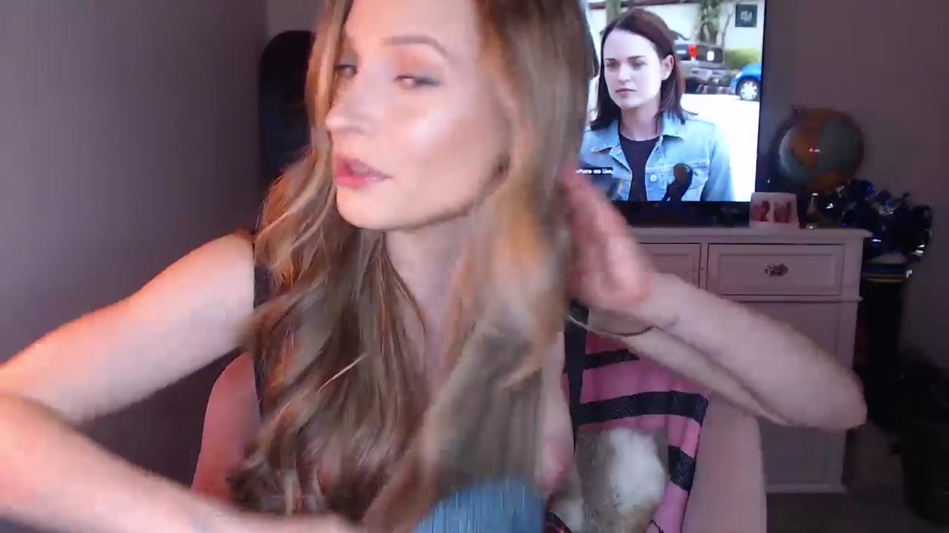 Gallery image thumbnail from AlexisWildest's myfreecams stream on, 11/13/2024, 02:46 image 14 of 20
