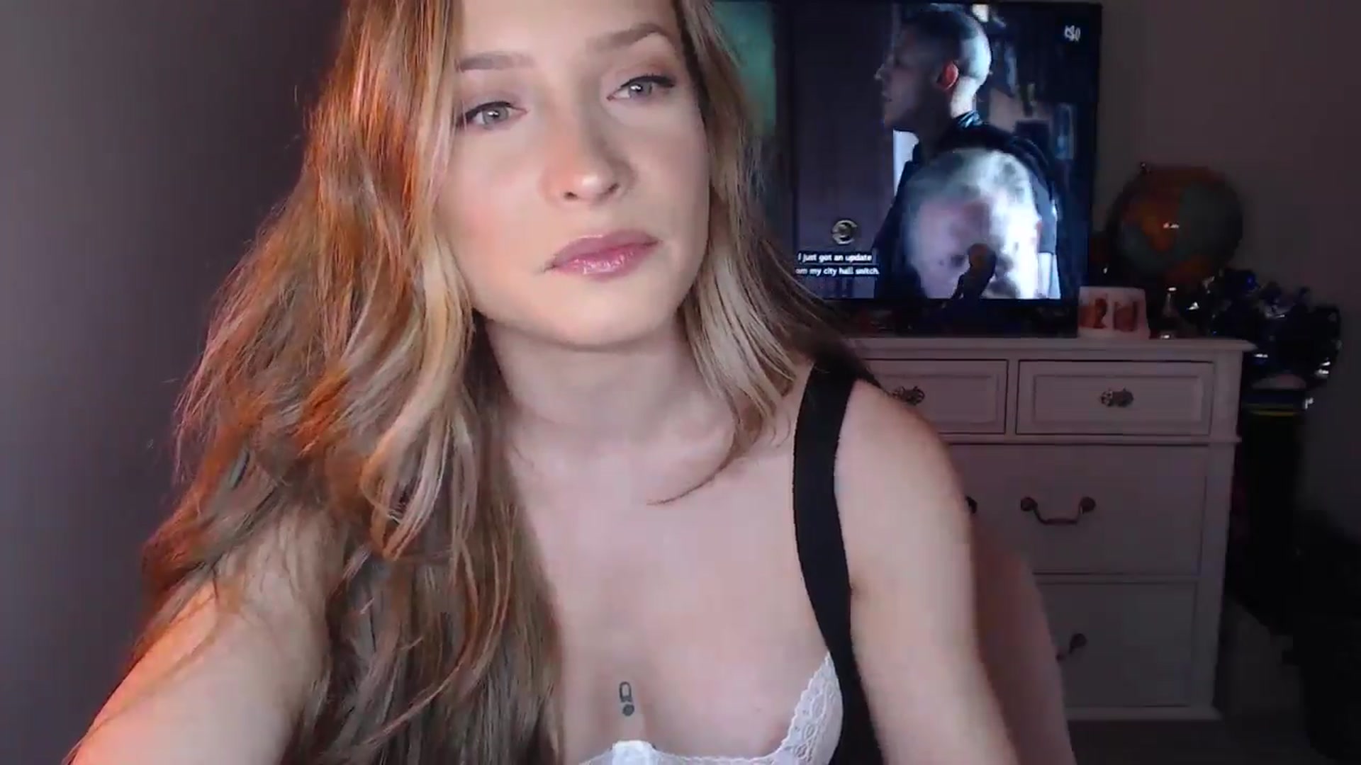Gallery image thumbnail from AlexisWildest's myfreecams stream on, 11/13/2024, 02:46 image 9 of 20