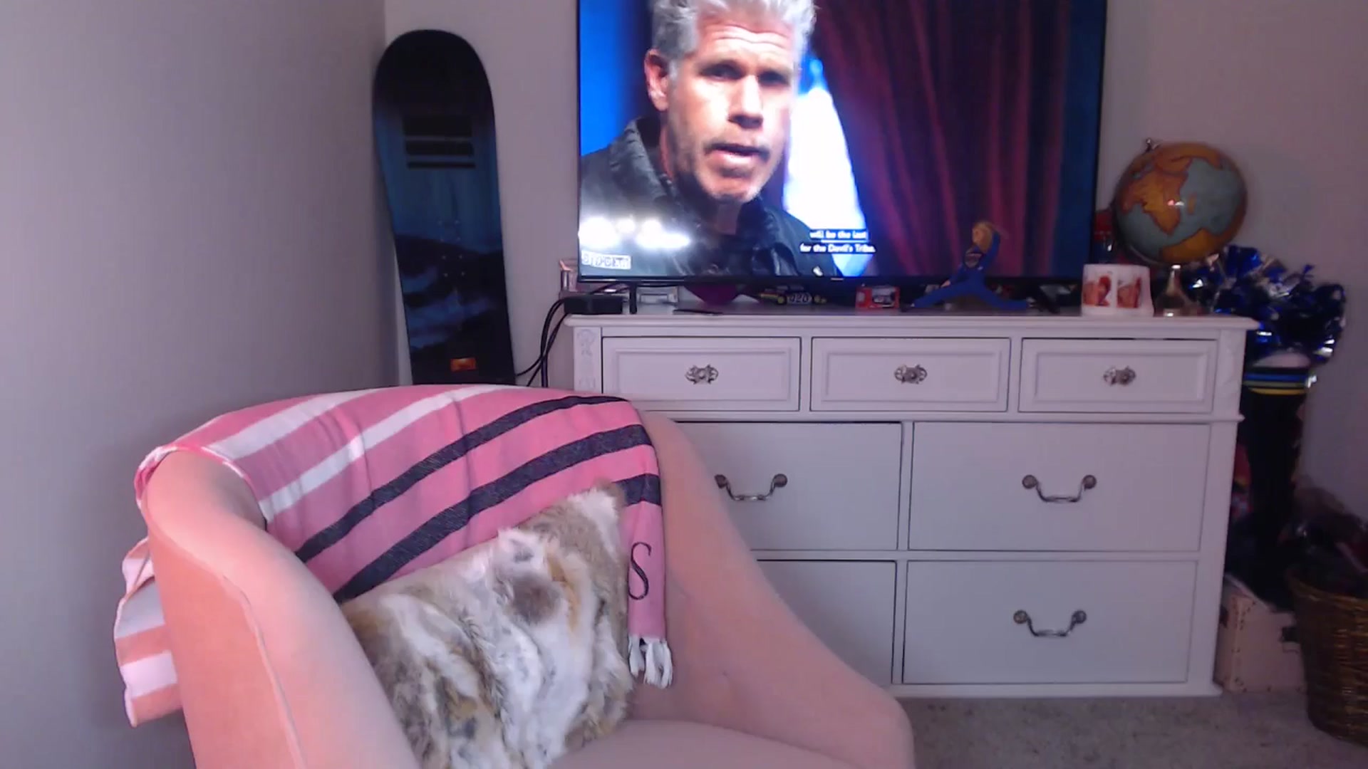 Gallery image thumbnail from AlexisWildest's myfreecams stream on, 11/13/2024, 04:42 image 4 of 20