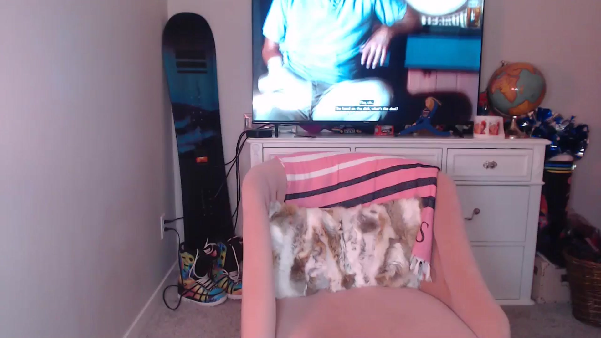 Gallery image thumbnail from AlexisWildest's myfreecams stream on, 11/13/2024, 04:42 image 12 of 20
