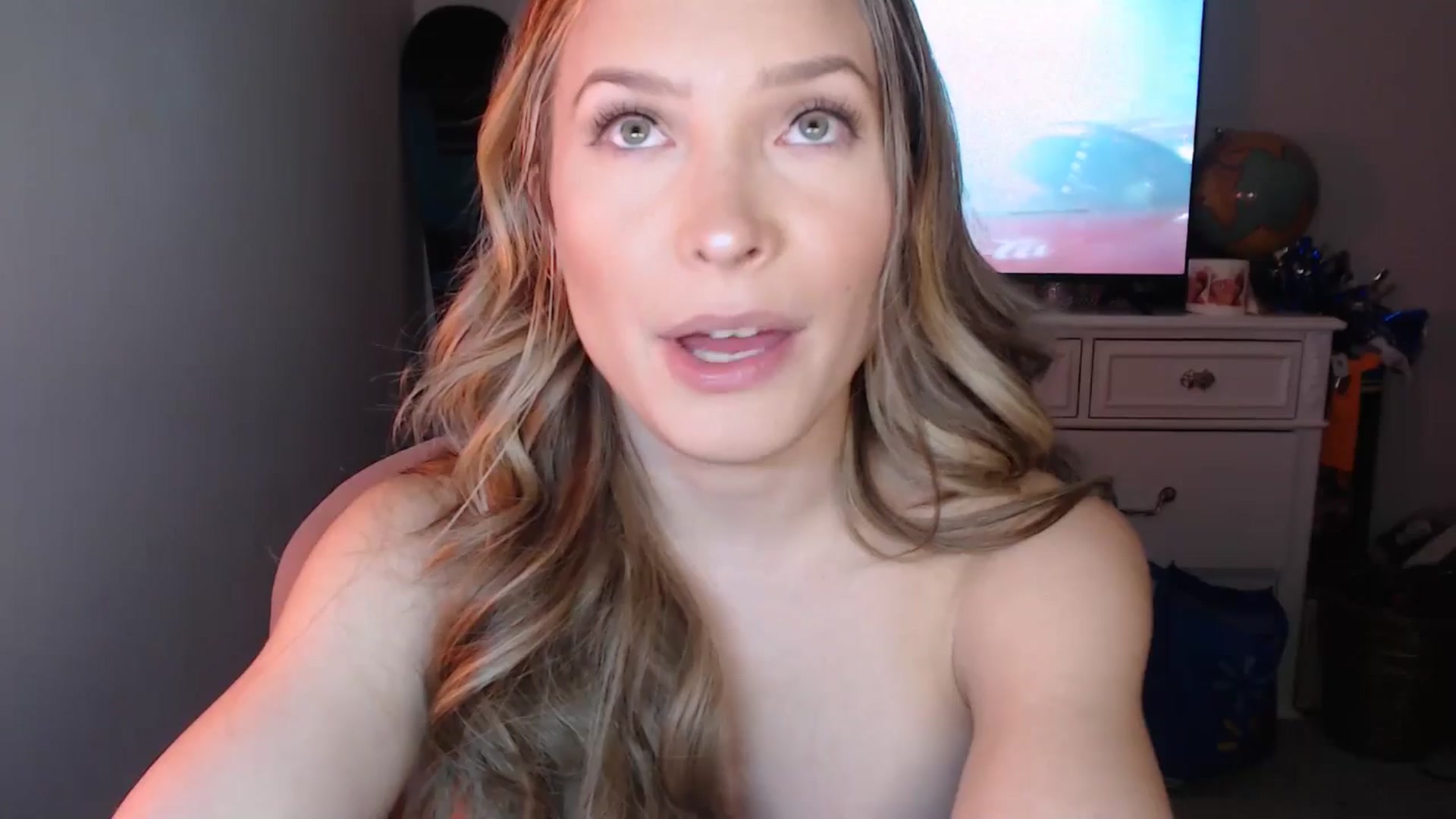 Gallery image thumbnail from AlexisWildest's myfreecams stream on, 12/02/2024, 04:48 image 20 of 20