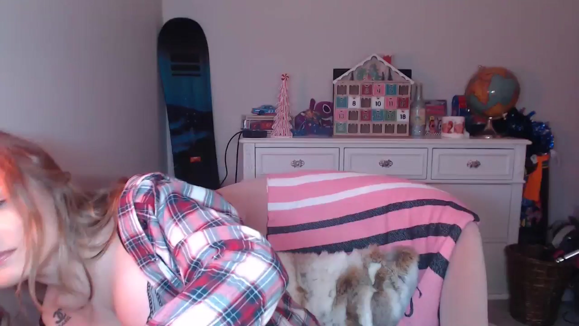 Gallery image thumbnail from AlexisWildest's myfreecams stream on, 12/05/2024, 03:22 image 1 of 20