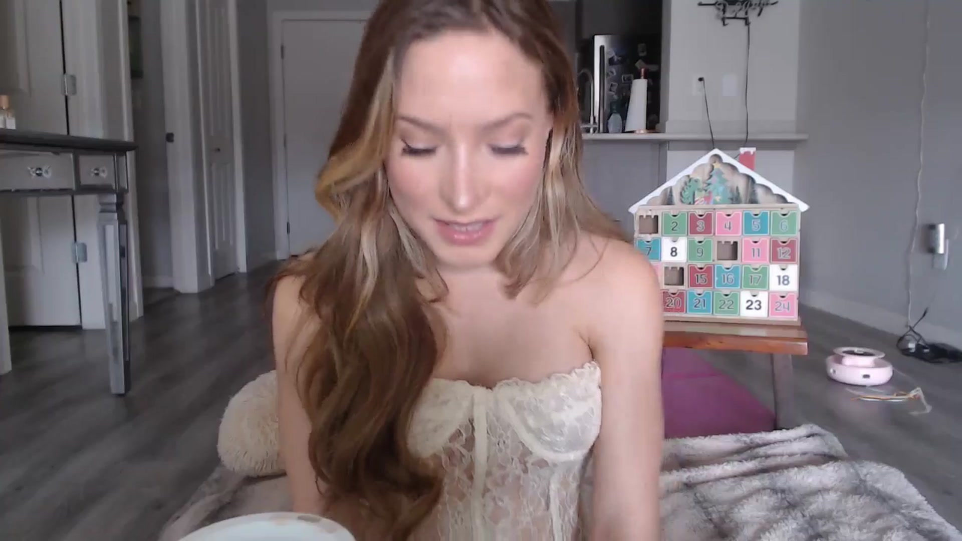 Gallery image thumbnail from AlexisWildest's myfreecams stream on, 12/15/2024, 23:14 image 5 of 20