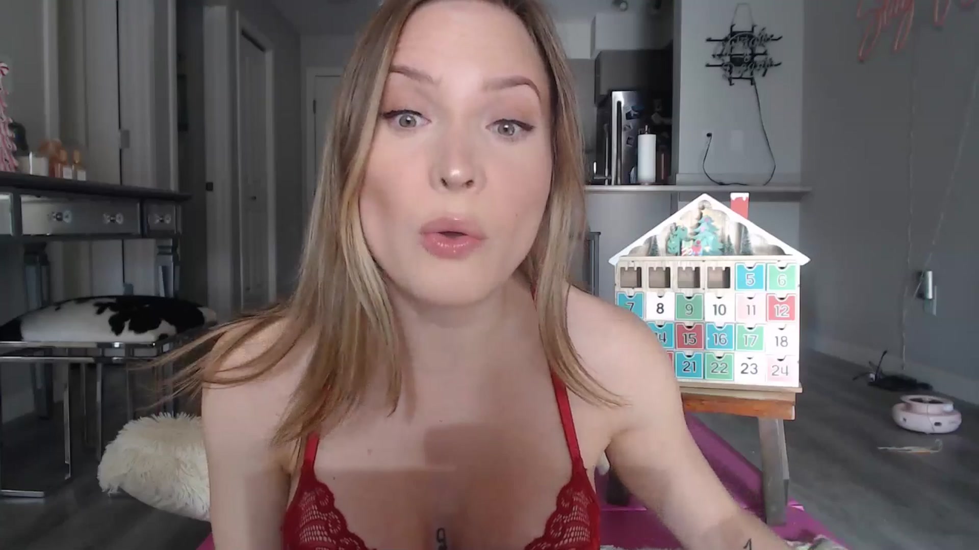 Gallery image thumbnail from AlexisWildest's myfreecams stream on, 12/21/2024, 19:10 image 11 of 20