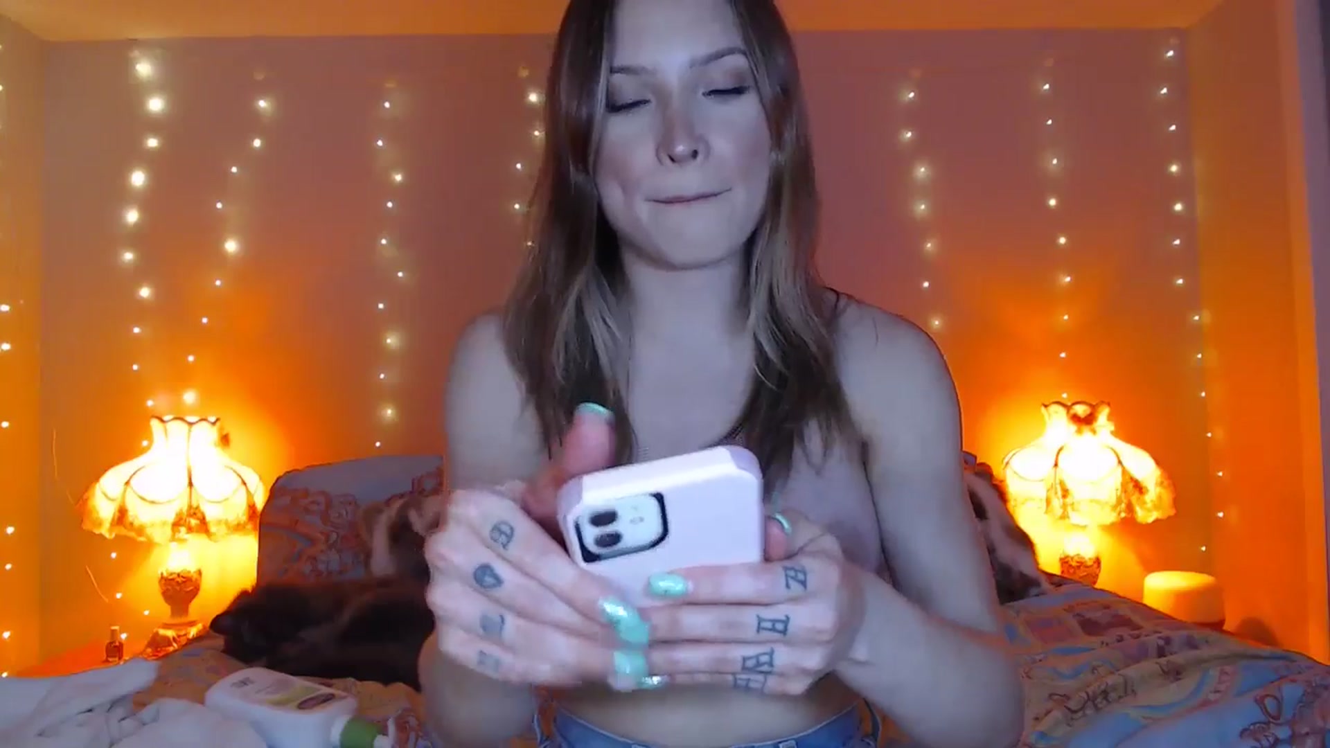 Gallery image thumbnail from AlexisWildest's myfreecams stream on, 12/31/2024, 23:34 image 16 of 20
