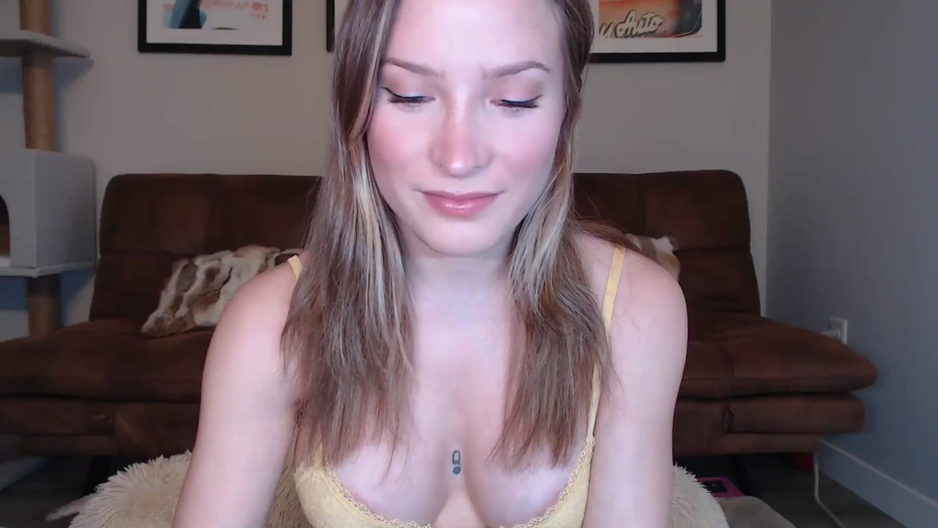Gallery image thumbnail from AlexisWildest's myfreecams stream on, 01/01/2025, 22:06 image 12 of 20