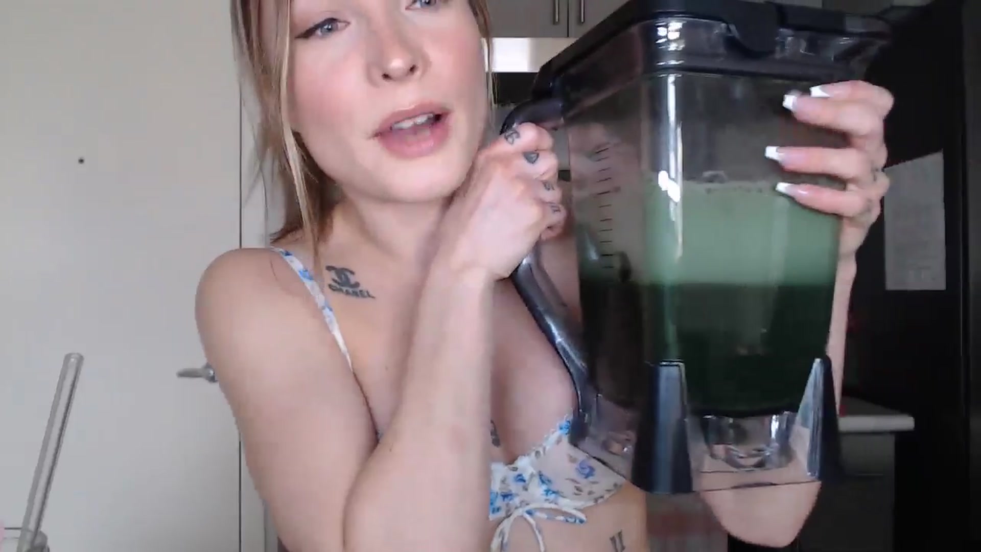 Gallery image thumbnail from AlexisWildest's myfreecams stream on, 01/18/2025, 24:20 image 4 of 20
