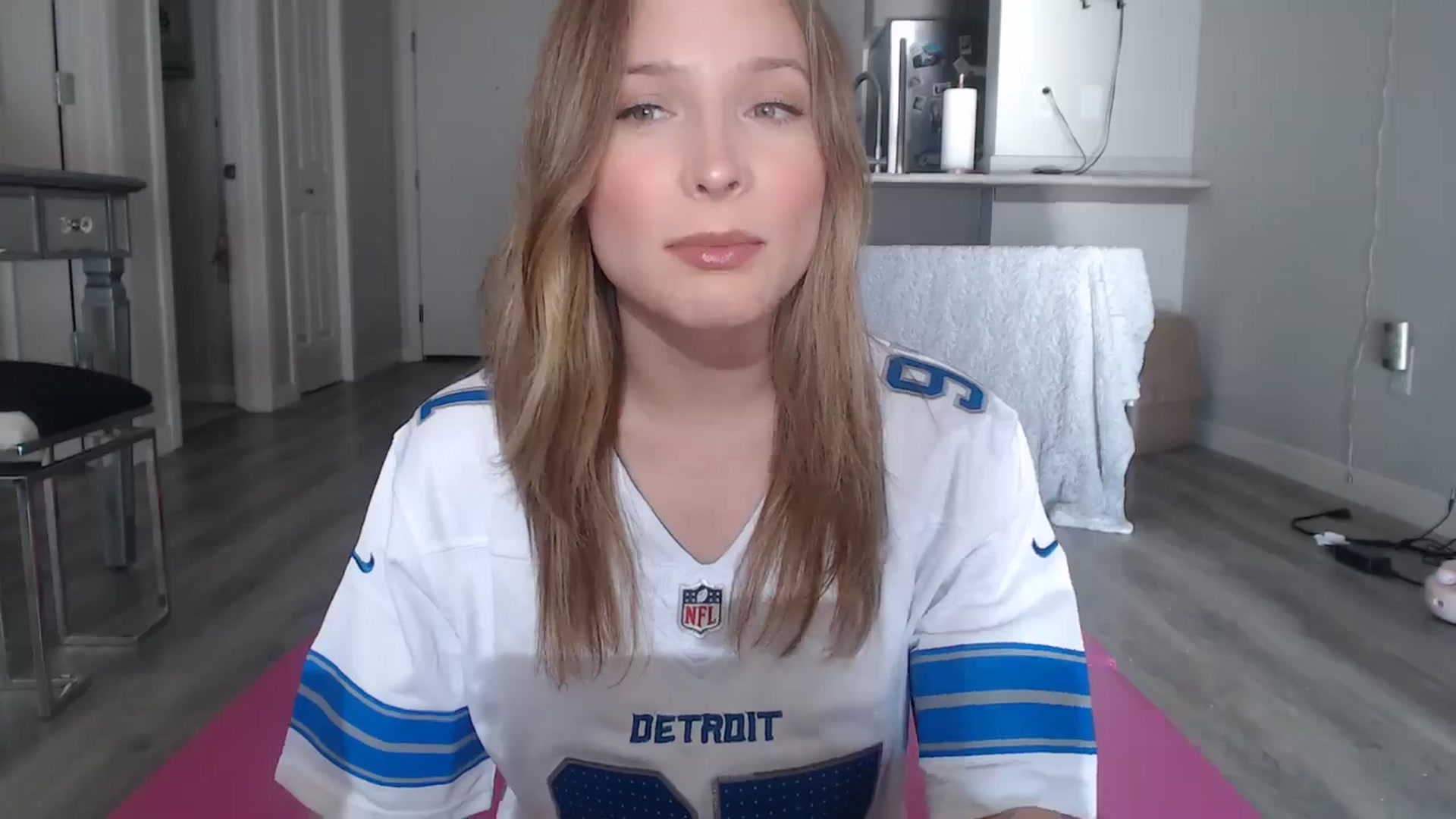 Gallery image thumbnail from AlexisWildest's myfreecams stream on, 01/18/2025, 20:19 image 7 of 20