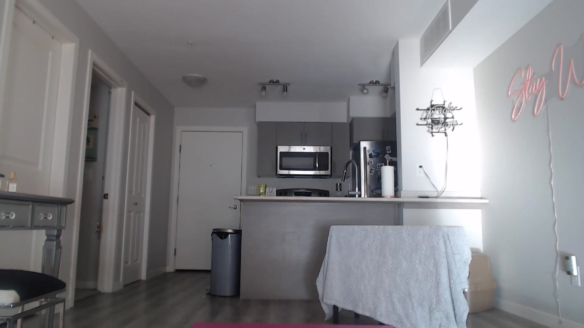 Gallery image thumbnail from AlexisWildest's myfreecams stream on, 01/18/2025, 20:19 image 17 of 20